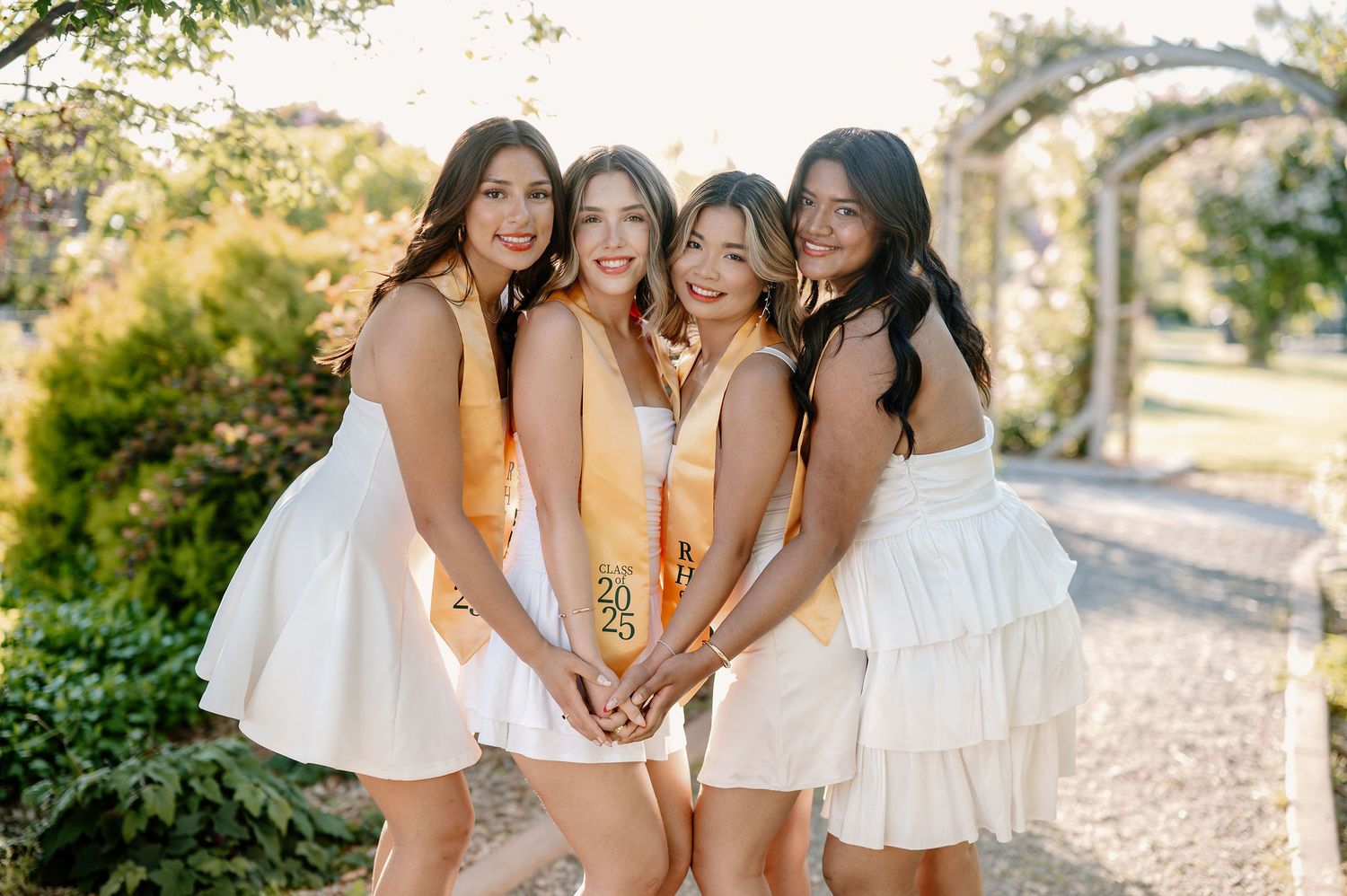 Best friend senior pictures in Richland, Washington