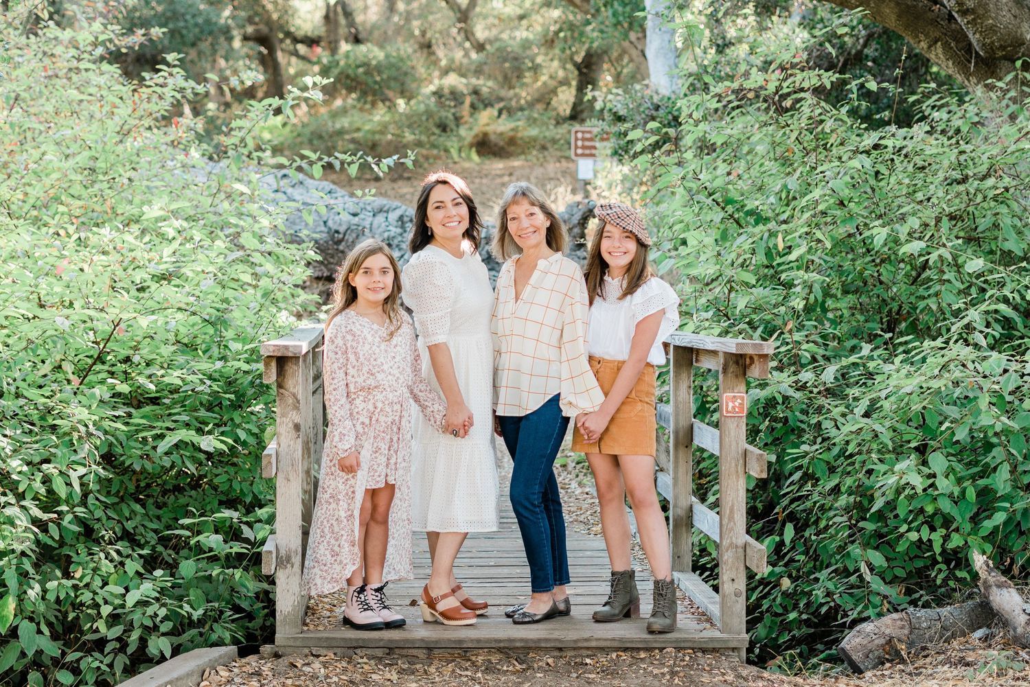 Fall-family-photo-session-central-coast-sanluisobispo-cream-fall outfits-fall colors