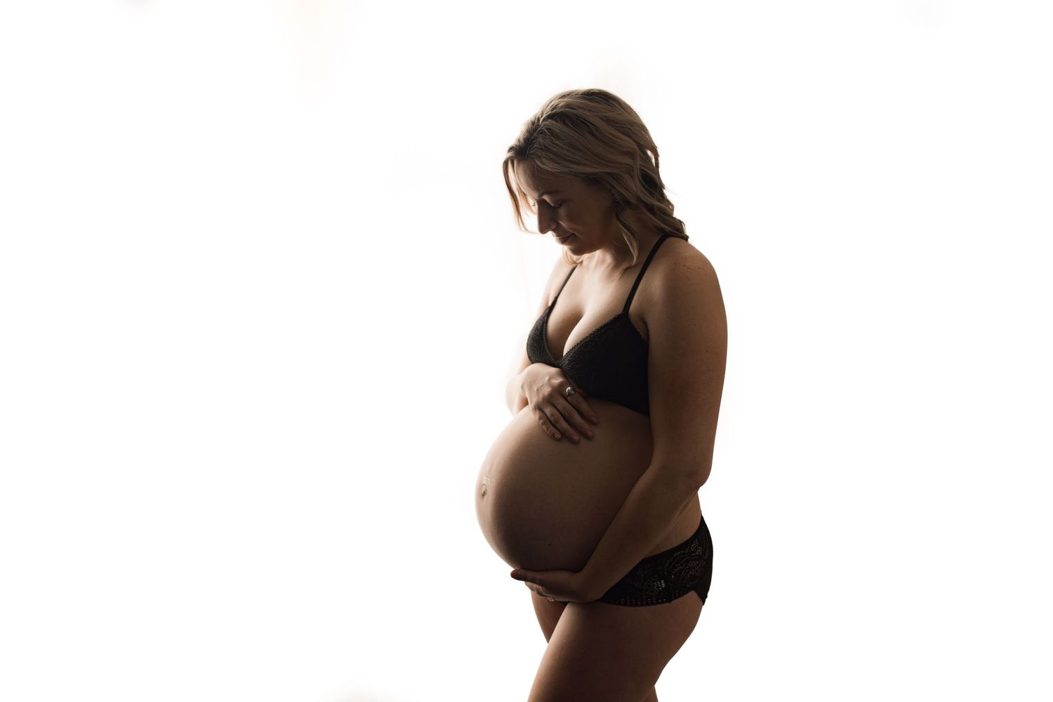 Studio Maternity Photographer Marion Indiana