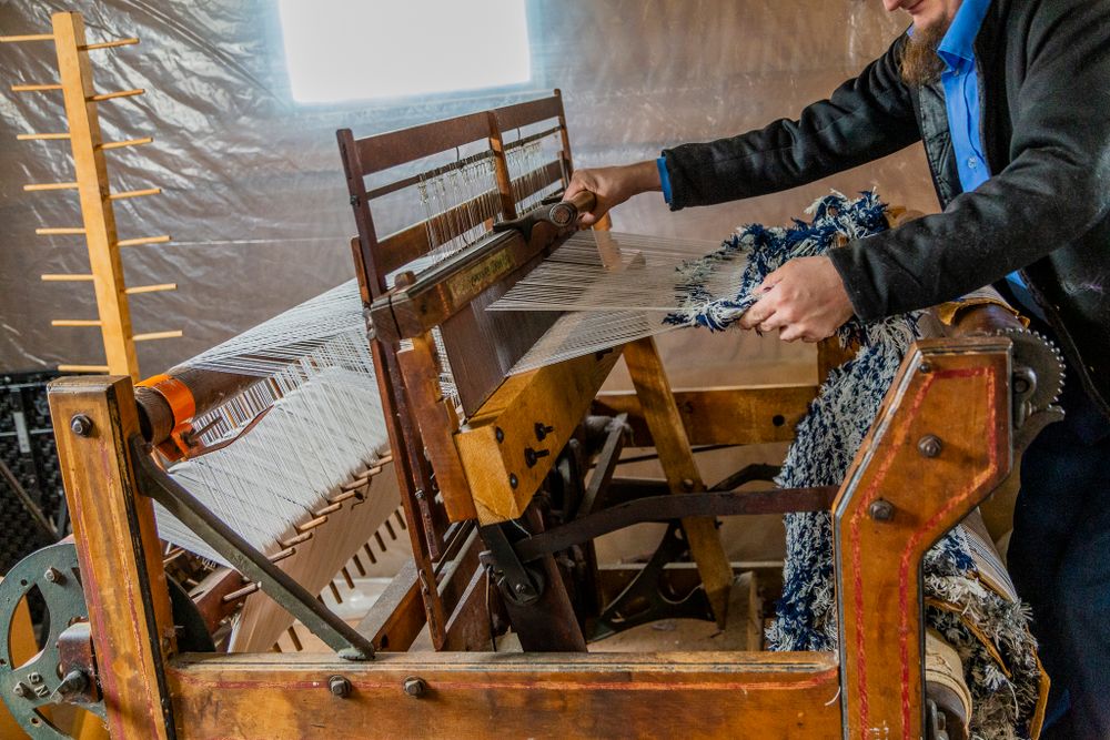 Sam's Handloomed Rugs Karen Saunders Photography