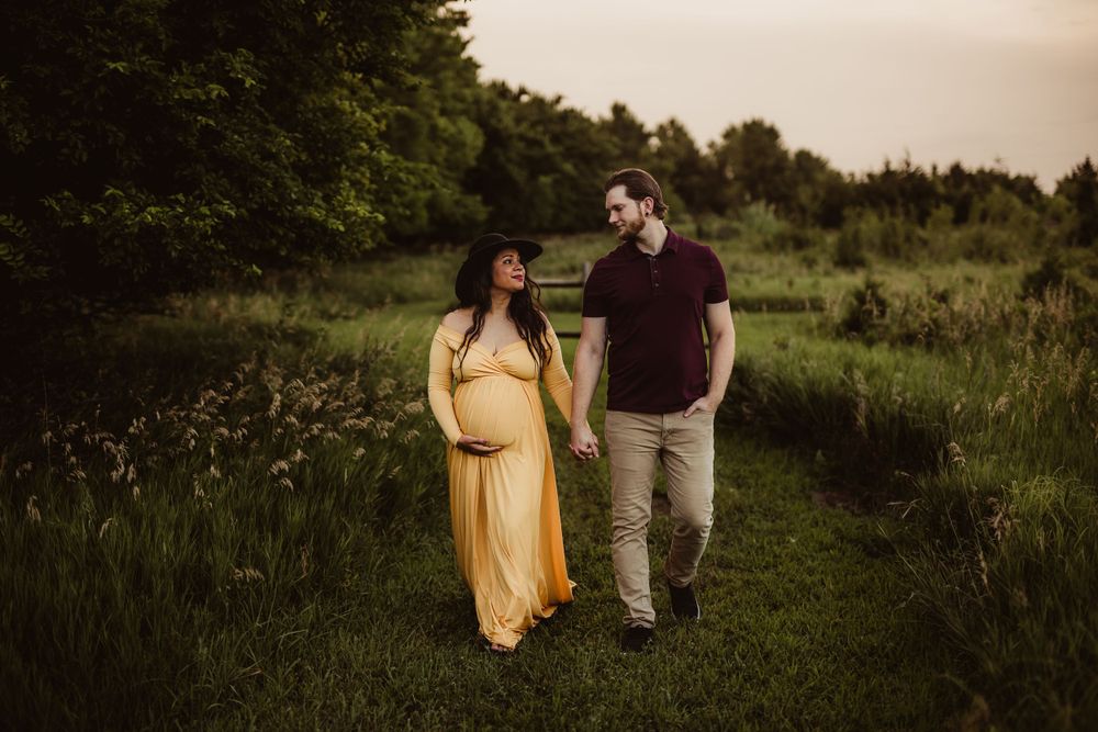 Wichita Maternity Photographer