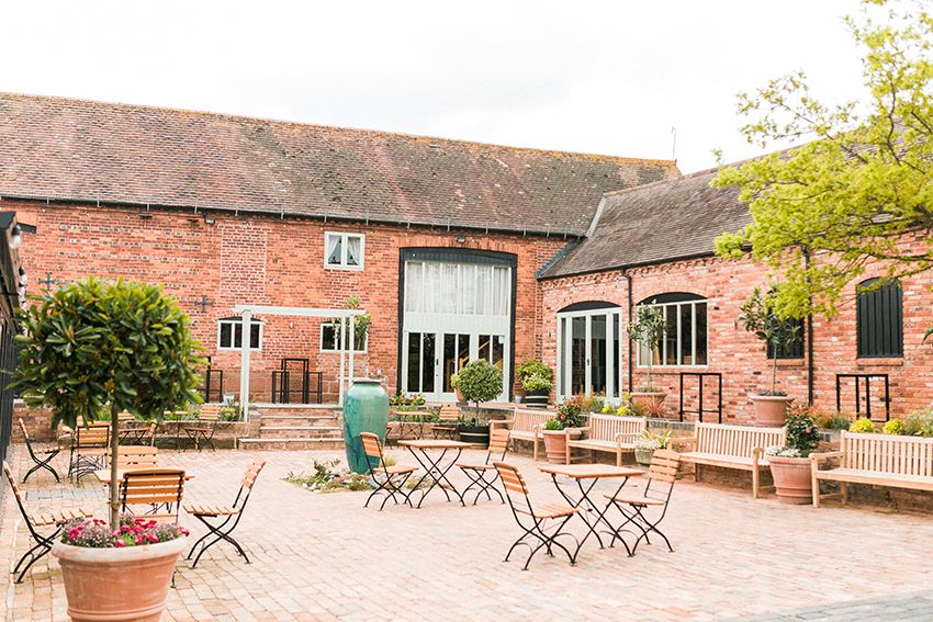 Hayley Elizabeth Photography wedding photographers Worcester curradine barns