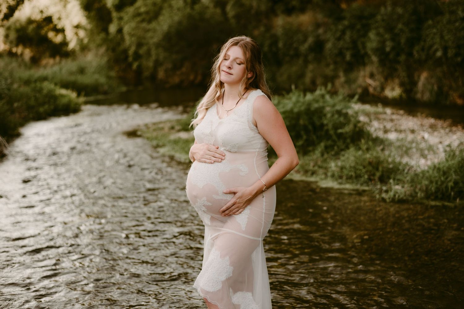 Katy Montoya Photography - Kenedy, Texas Photographer - San Antonio, Texas Maternity Photographer