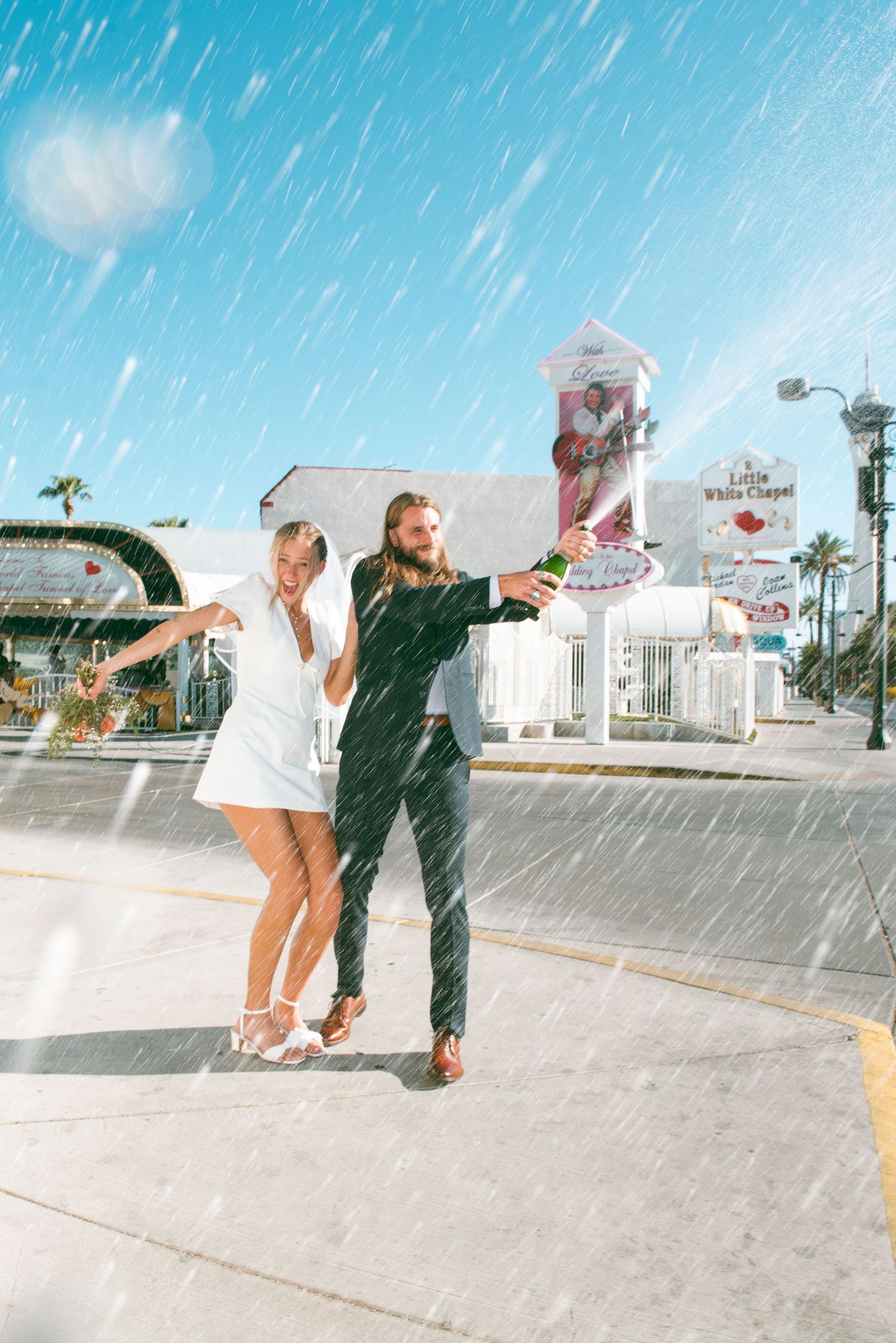 Little White wedding chapel elopement