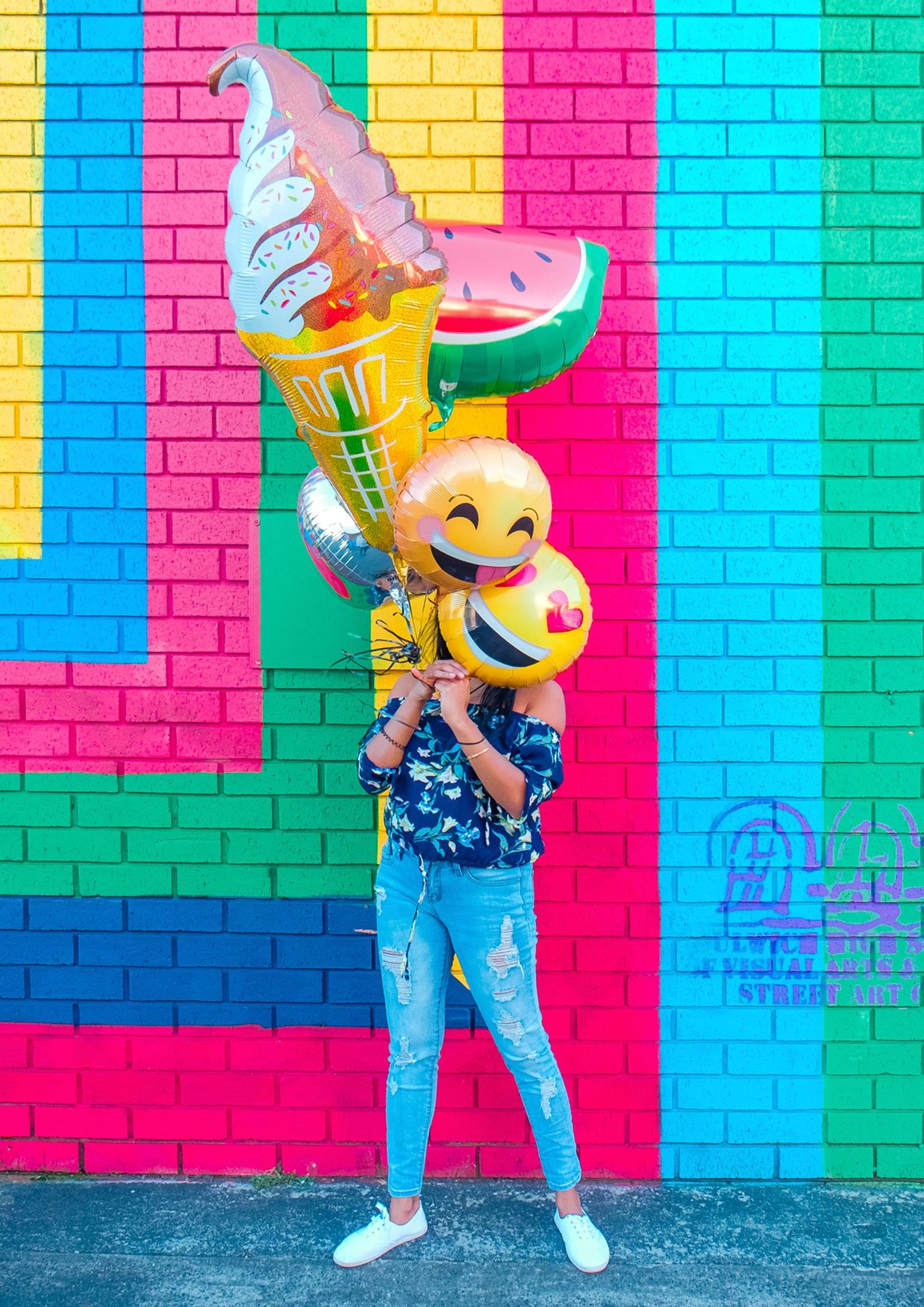 Emoji Marketing, Brand Strides, Tracy Hanford