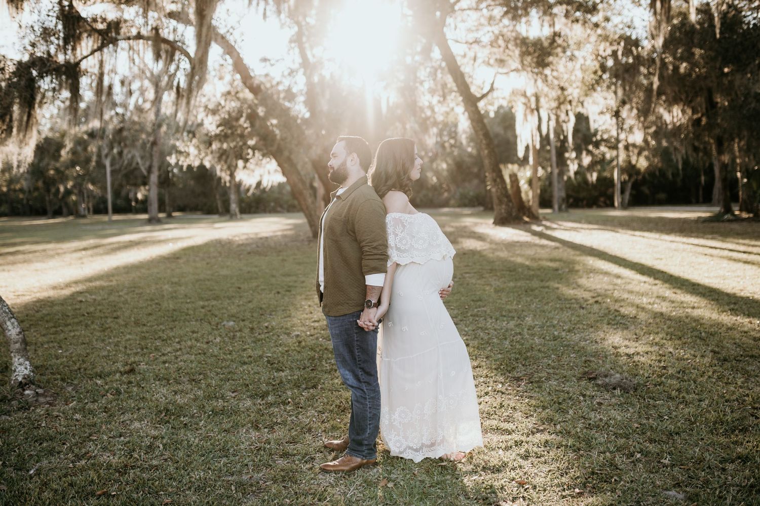 Planning a successful maternity photoshoot