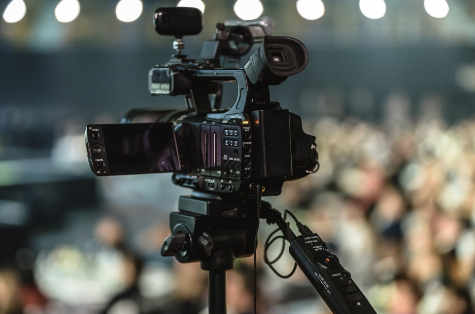 7 Reasons To Use A Professional Live Streaming Company Photo & Video Productions Reelwerkz