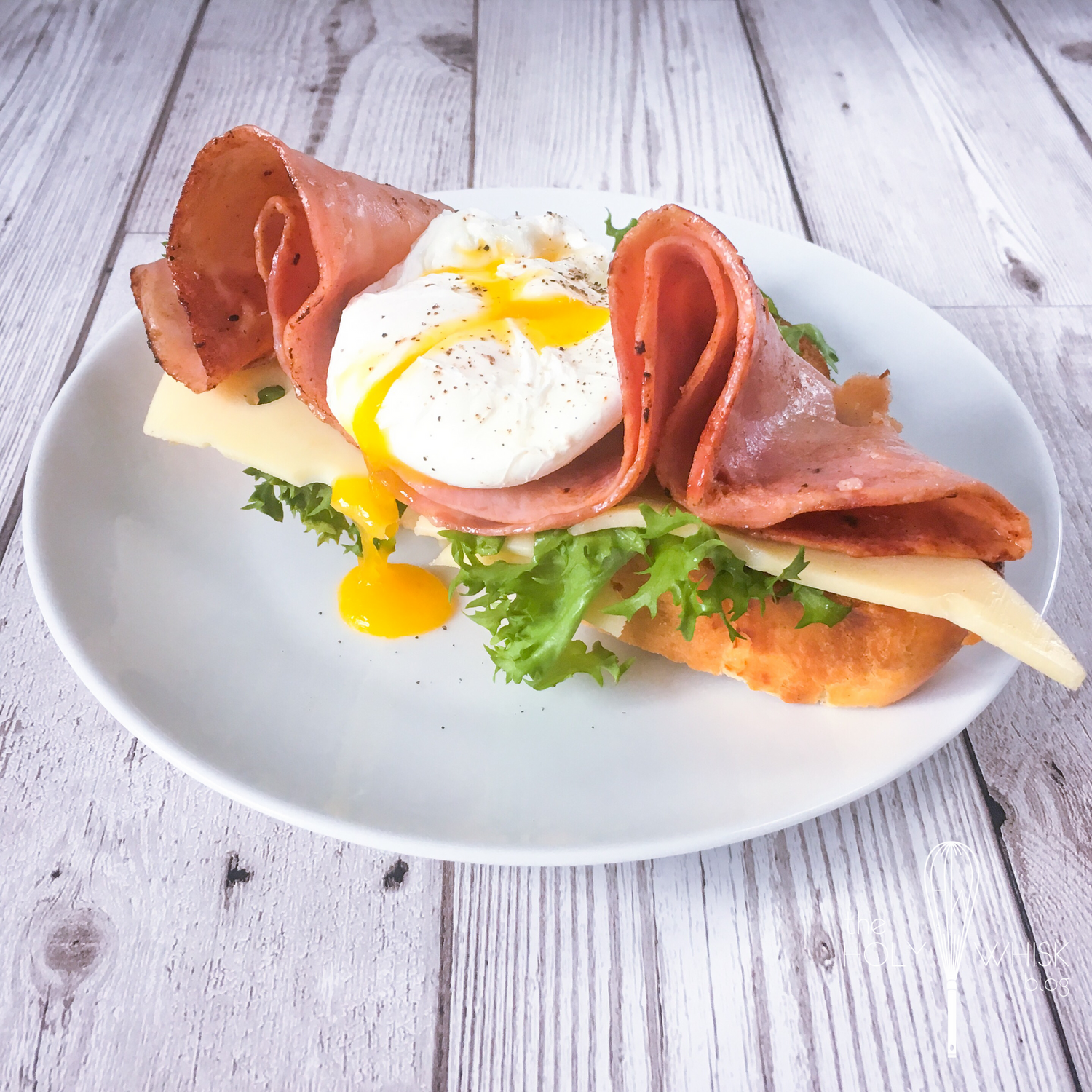 Poached Egg Recipe - Photo by © Reka Csulak