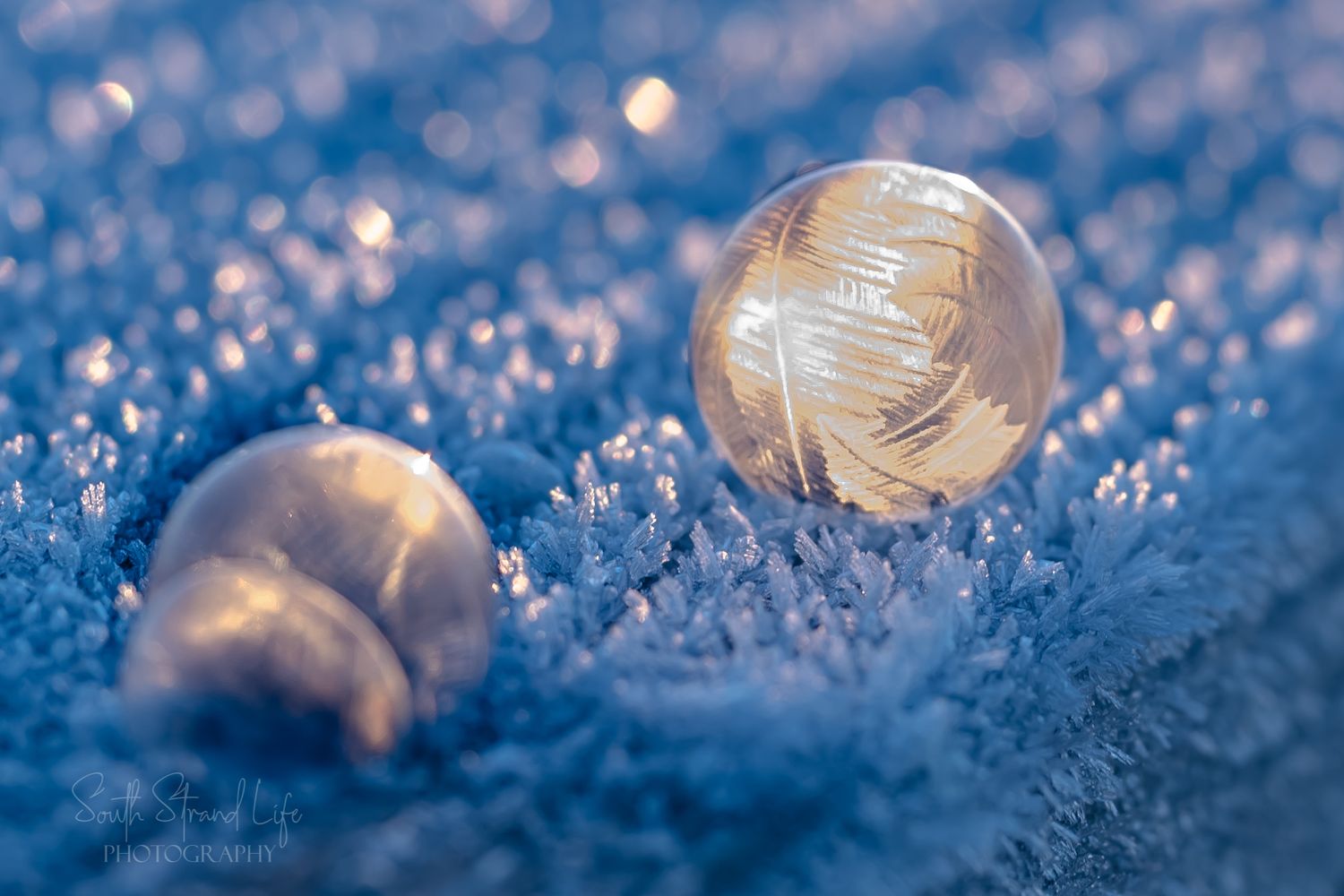 Frozen ice bubbles