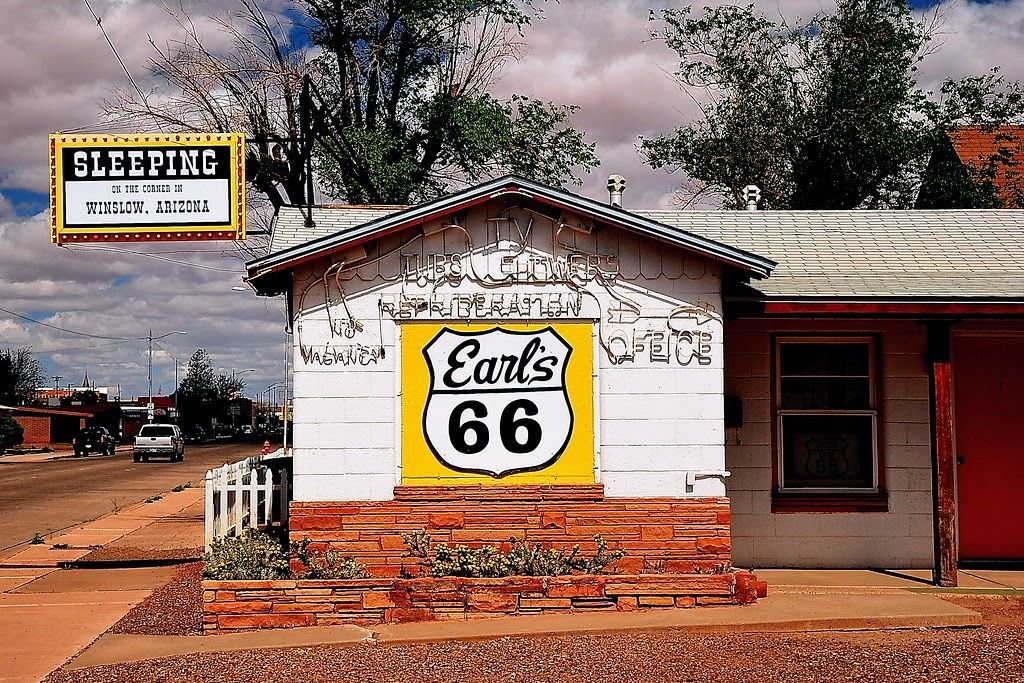 Earl's Motor Court Route 66