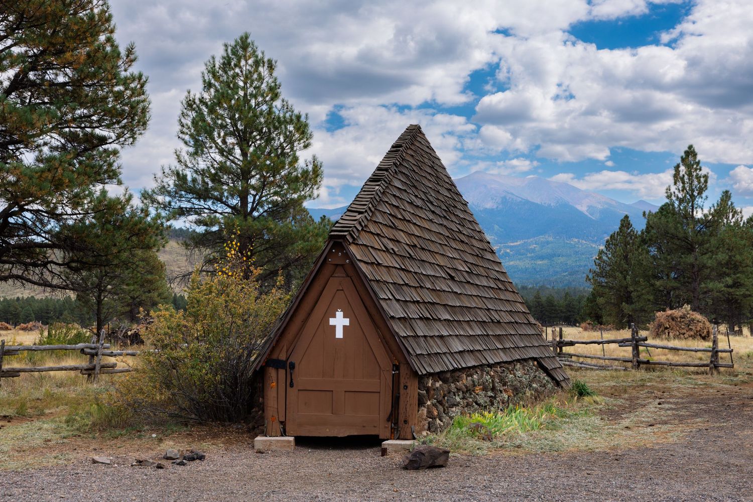 Holy Dove: Free wedding venue in Arizona