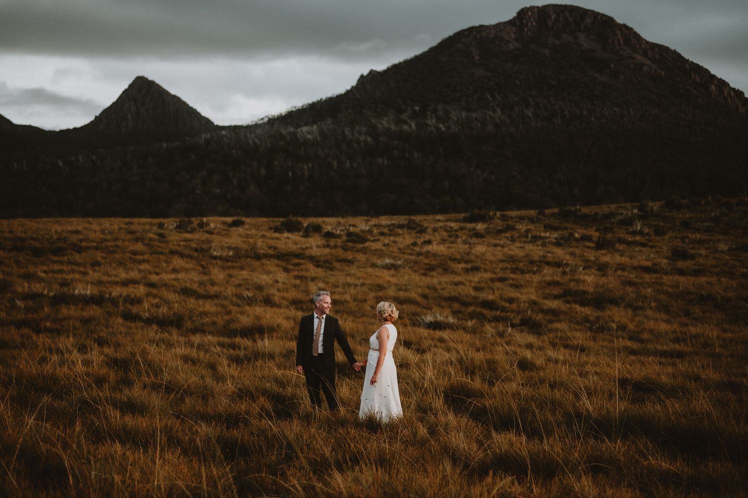 elopement at pumphouse point, cradle mountain lake st clair national park. captured by joss jensen photography in tasmania