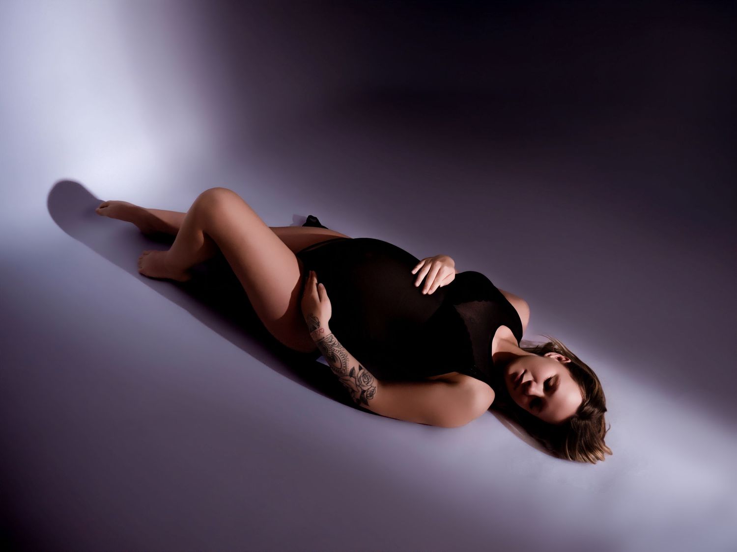 Photographe grossesse et naissance à Saâcy-sur-Marne, Seine-et-Marne — à moins d'une heure de Reims et de Meaux