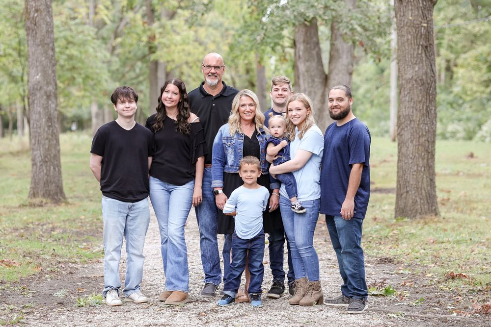 Thompson Family Springfield, IL Photographer RG Photography by Courtney