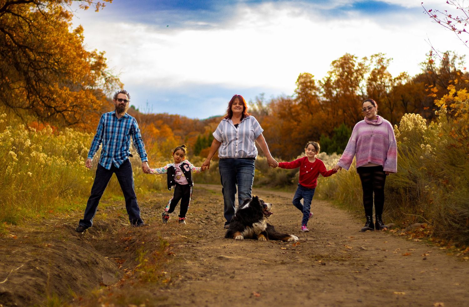 Extended family fall photoshoot, taken at Yellowfork Canyon, Herriman, UT. 3 adults, 2 kids and their dog.