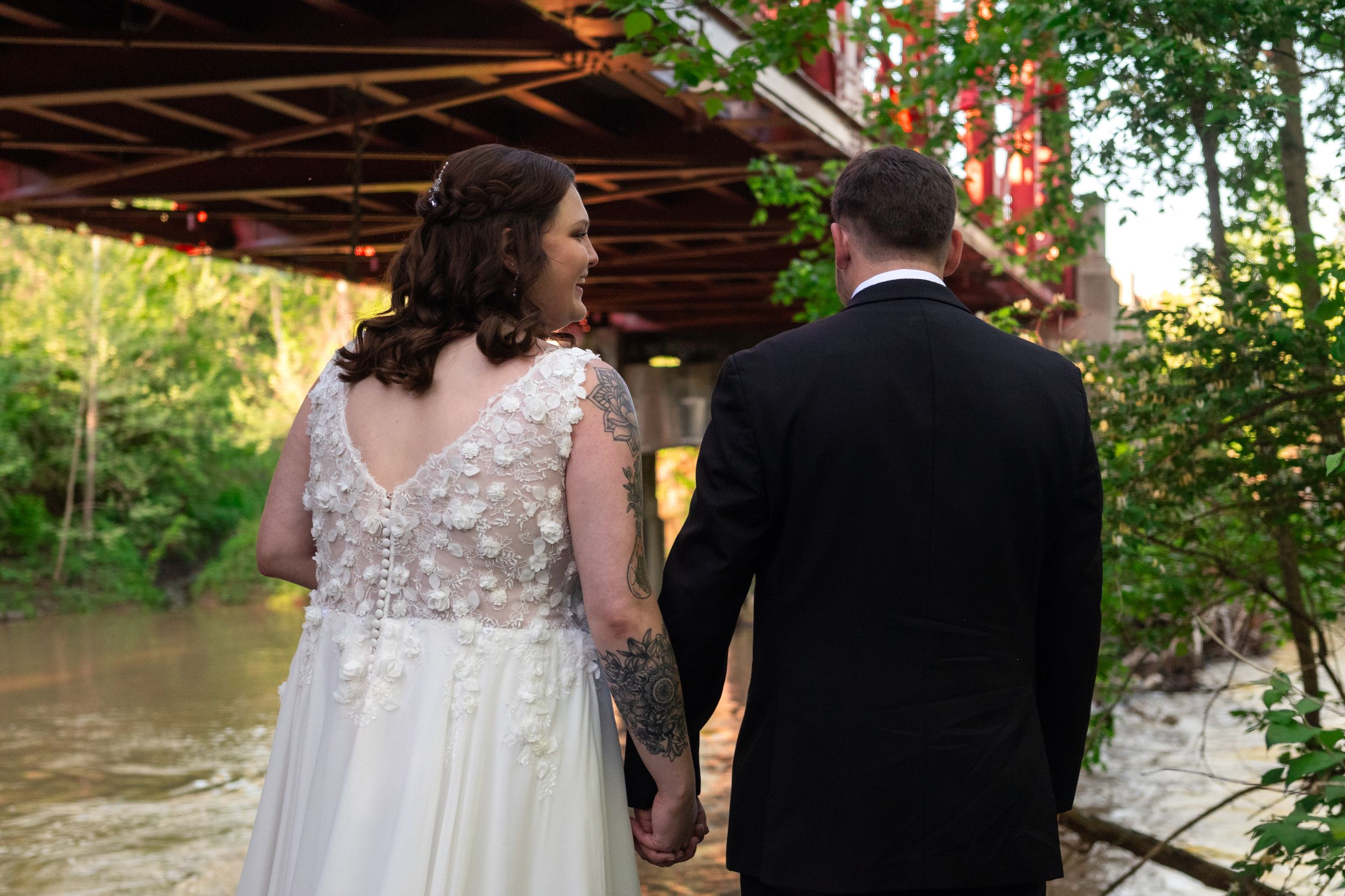 Kansas City outdoor Elopement in Kansas City by Stephanie Fenzl