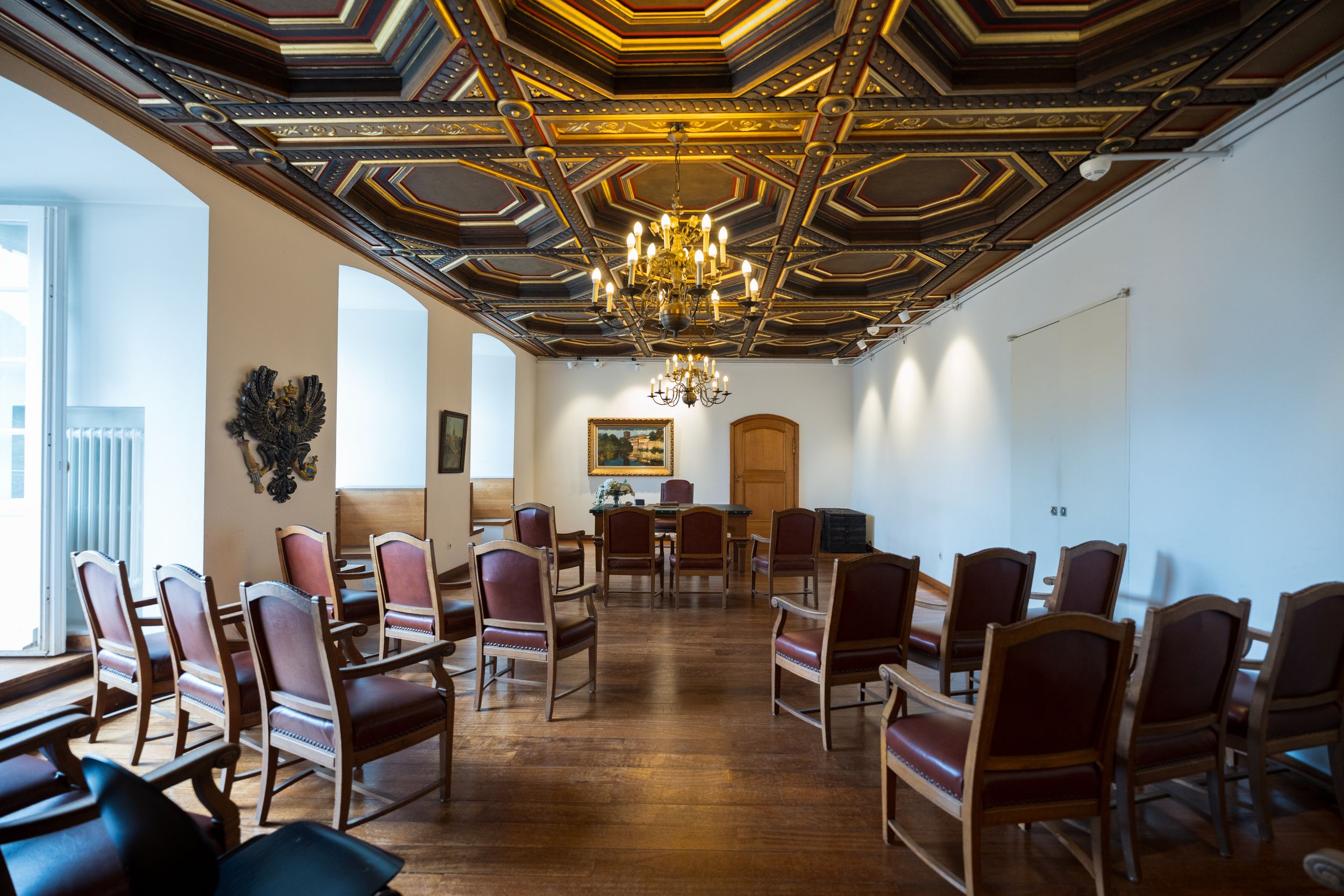 Fürstenzimmer in der Zitadelle Spandau – festlich geschmückter Trausaal für standesamtliche Hochzeit in Berlin.