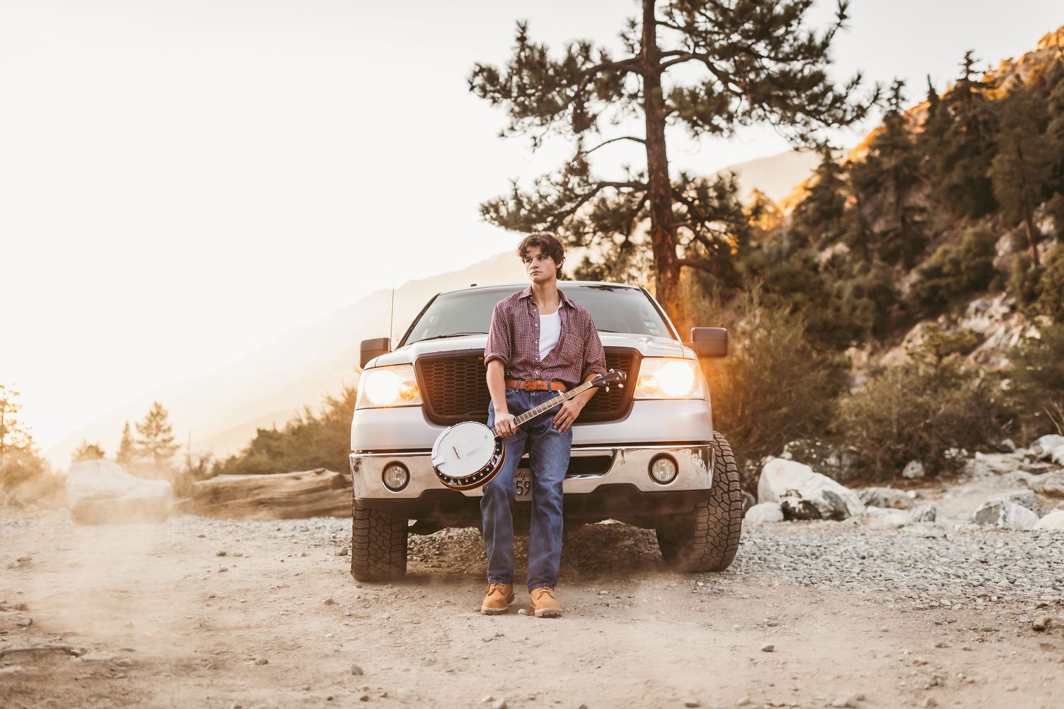 best ideas on what to bring to your senior photos with heidi grace photography