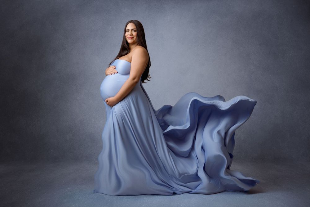 What to Wear for Your Maternity Session (Without Buying a Whole New ...