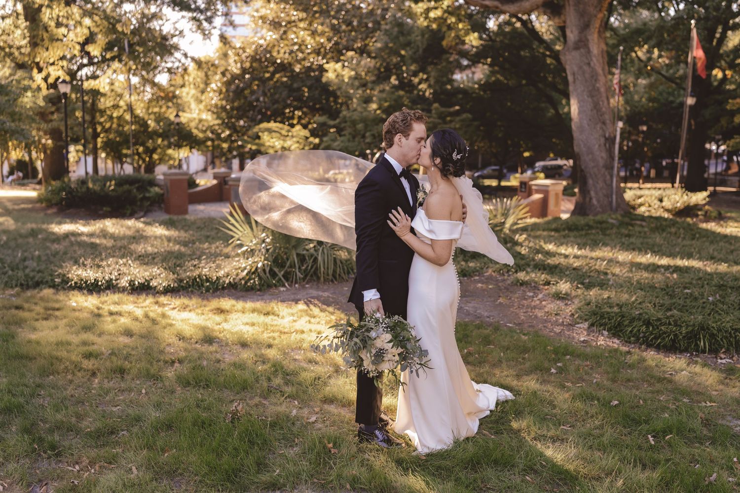 Charlotte North Carolina Wedding Photographers Snook Photo + Co. Raleigh Wedding Photographers. Bride and Groom photos