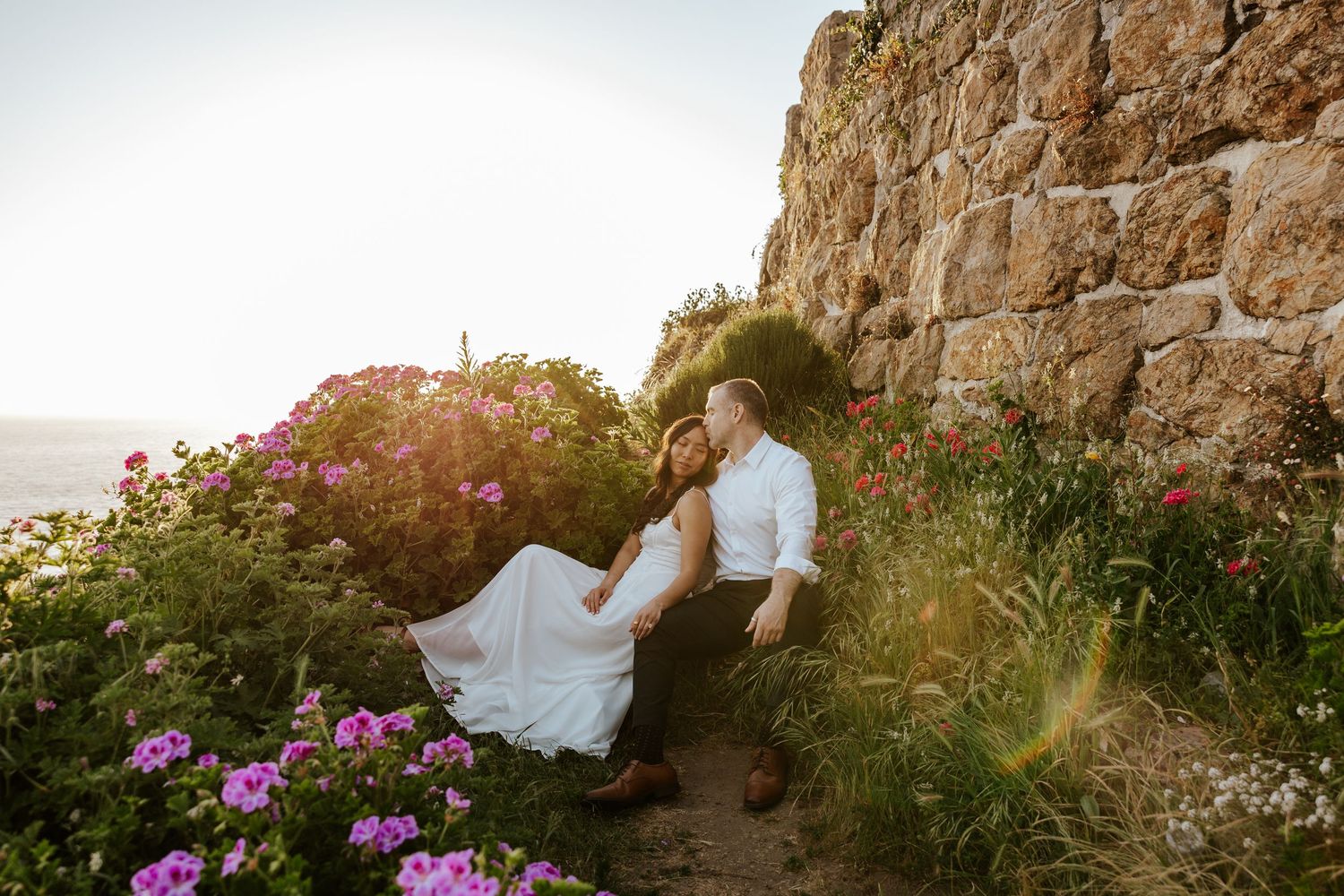 couple eloping in san francisco that looks like italy. bay area elopement photographer. italy elopement photographer.