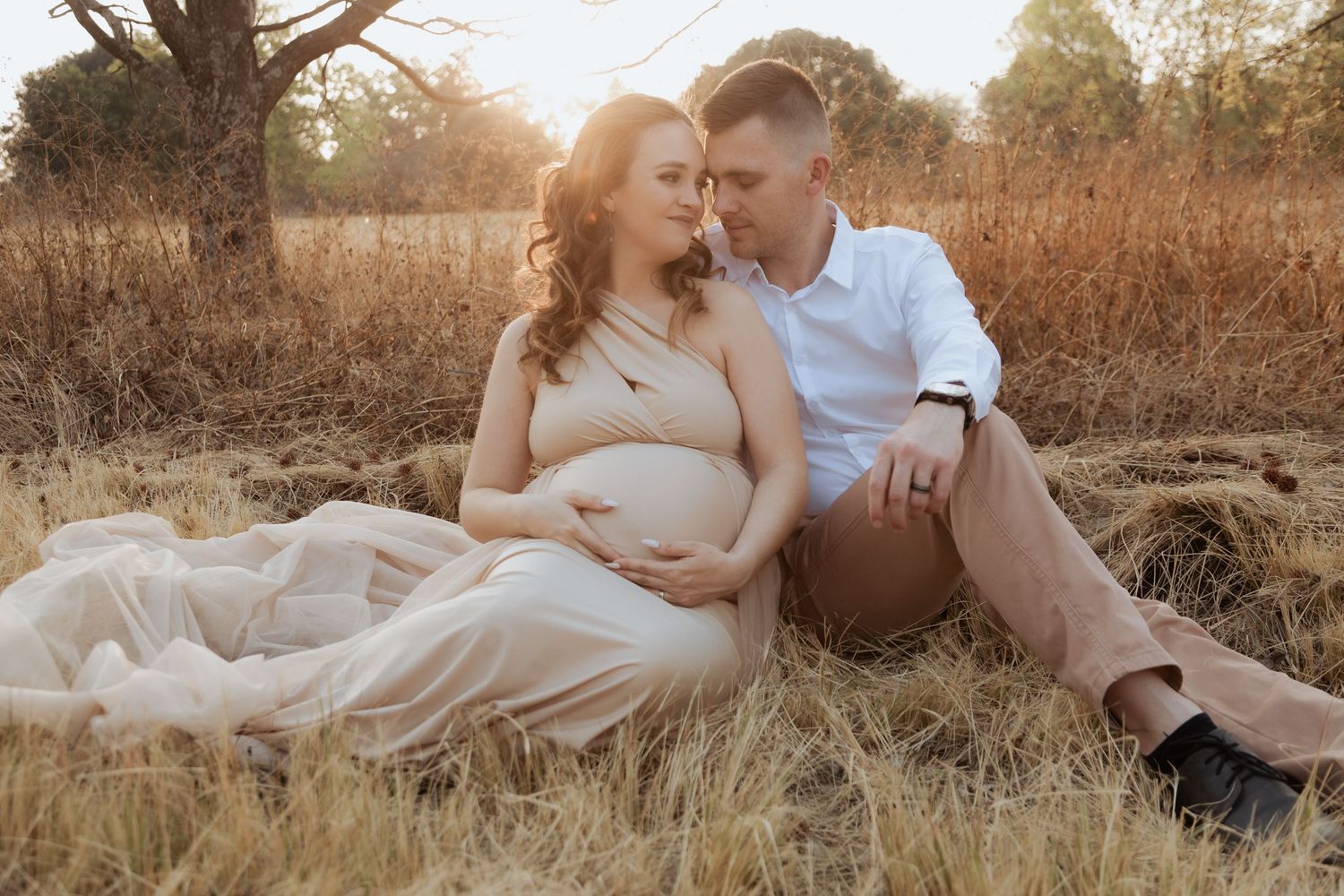 Johannesburg maternity photography in Fourways – intimate, professional portraits for expecting moms and families.