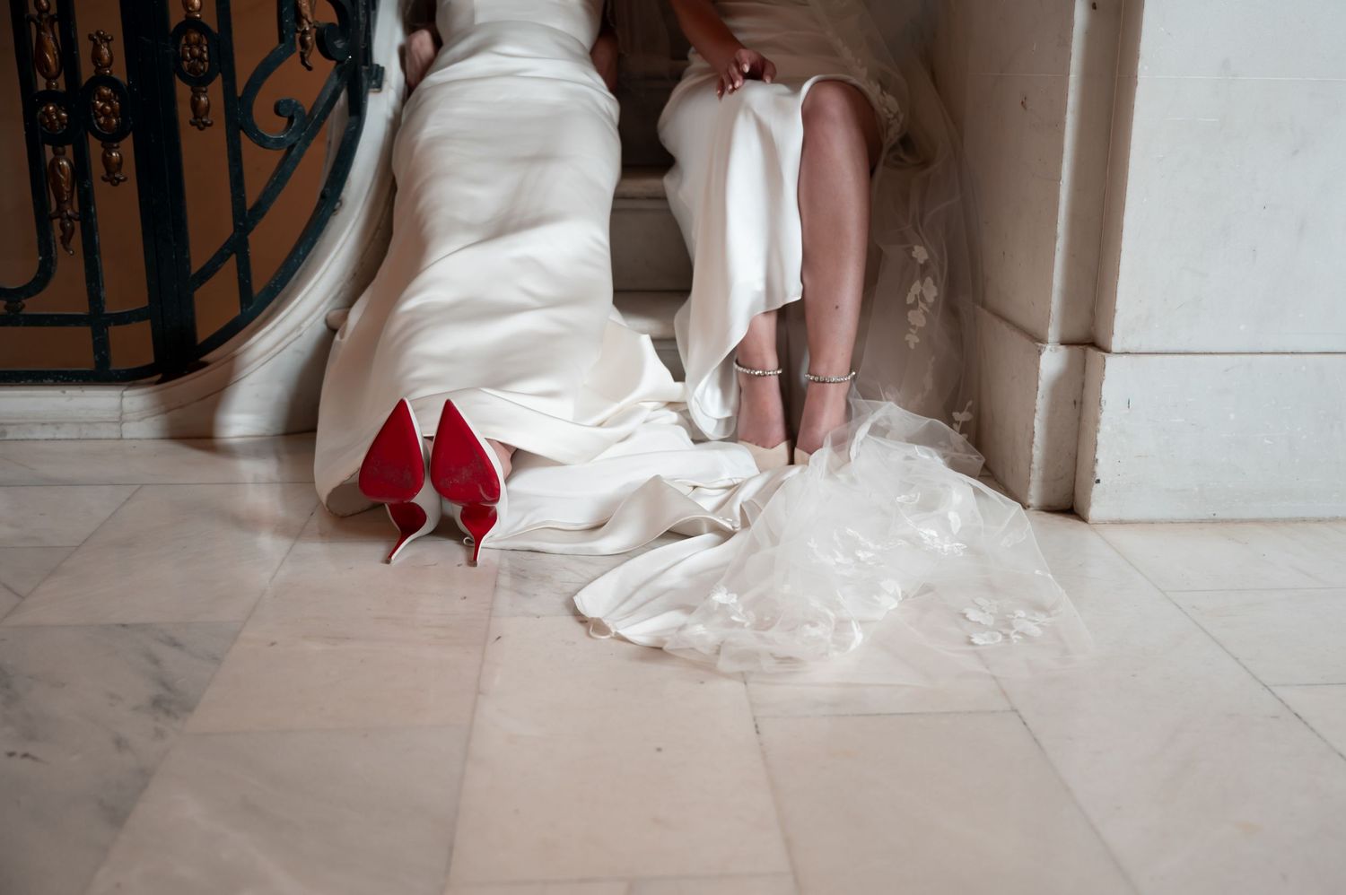 JeLau Photography Destination luxury wedding photographer san francisco city hall lgbtqia+ same-sex queer wedding california louboutin jimmy