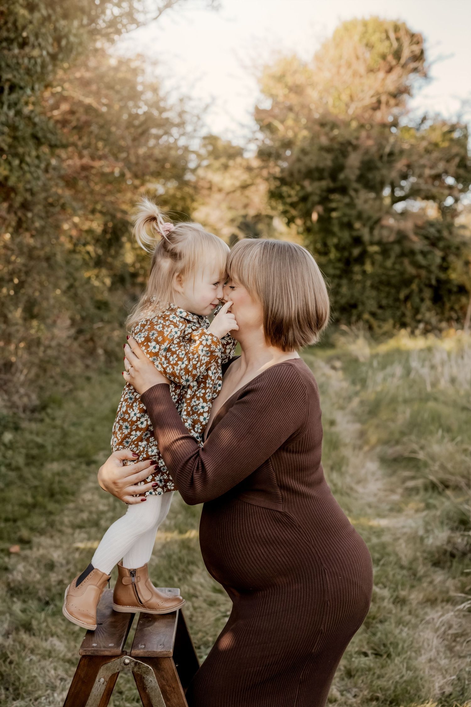 New Logo for new The Heirloom Studio in East Cork Family, Newborn and Maternity Photography