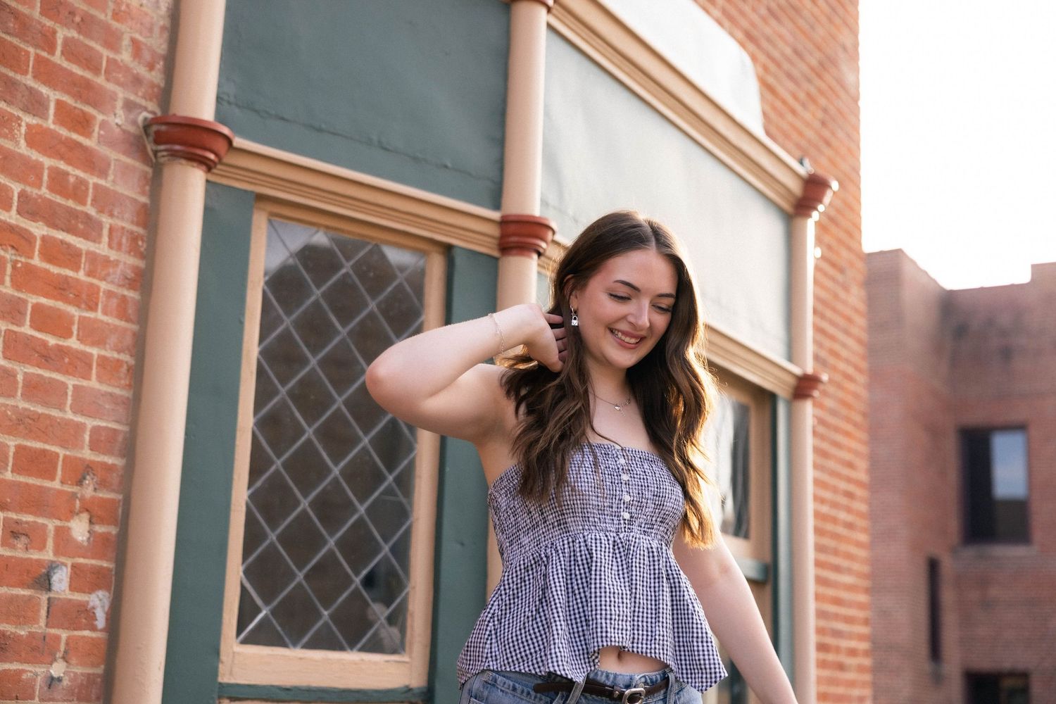 Outdoor summer downtown senior photos in Springfield, Illinois