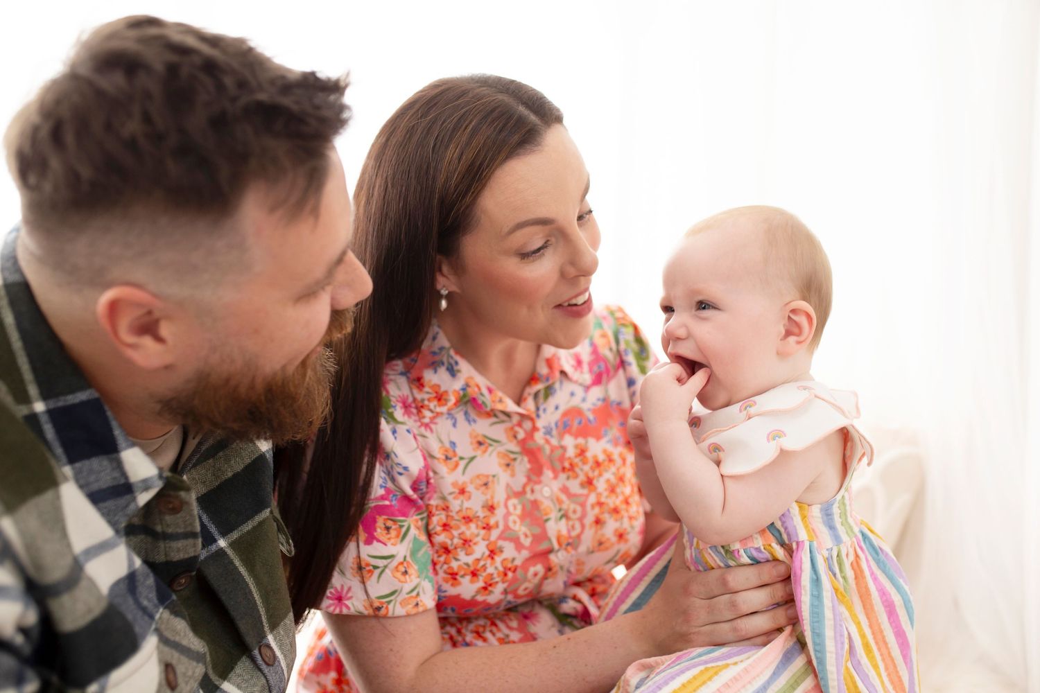 family portrait with baby by little wonderland photography widnes cheshire