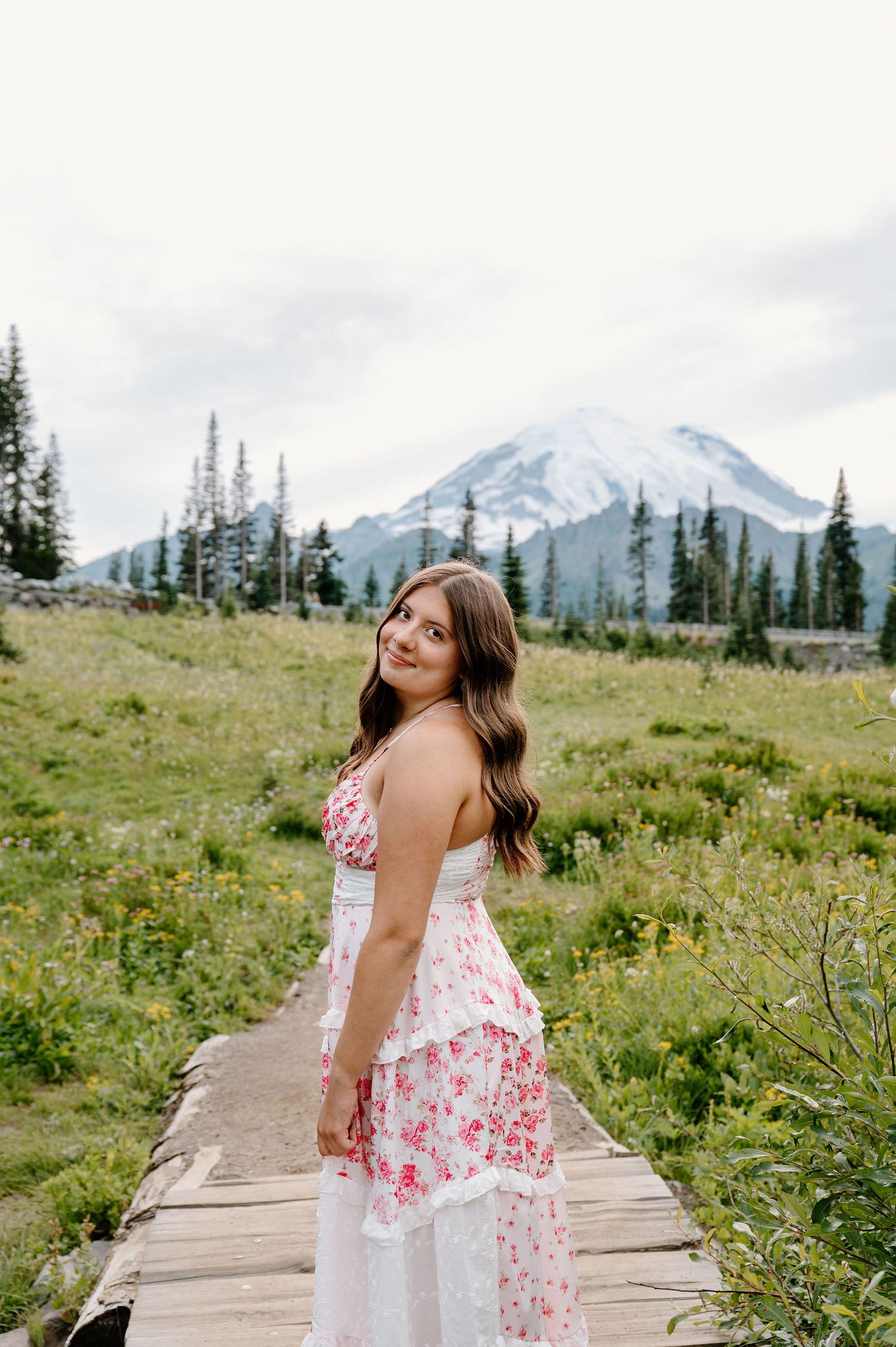 Mountain senior pictures in Washington at Mt Rainier