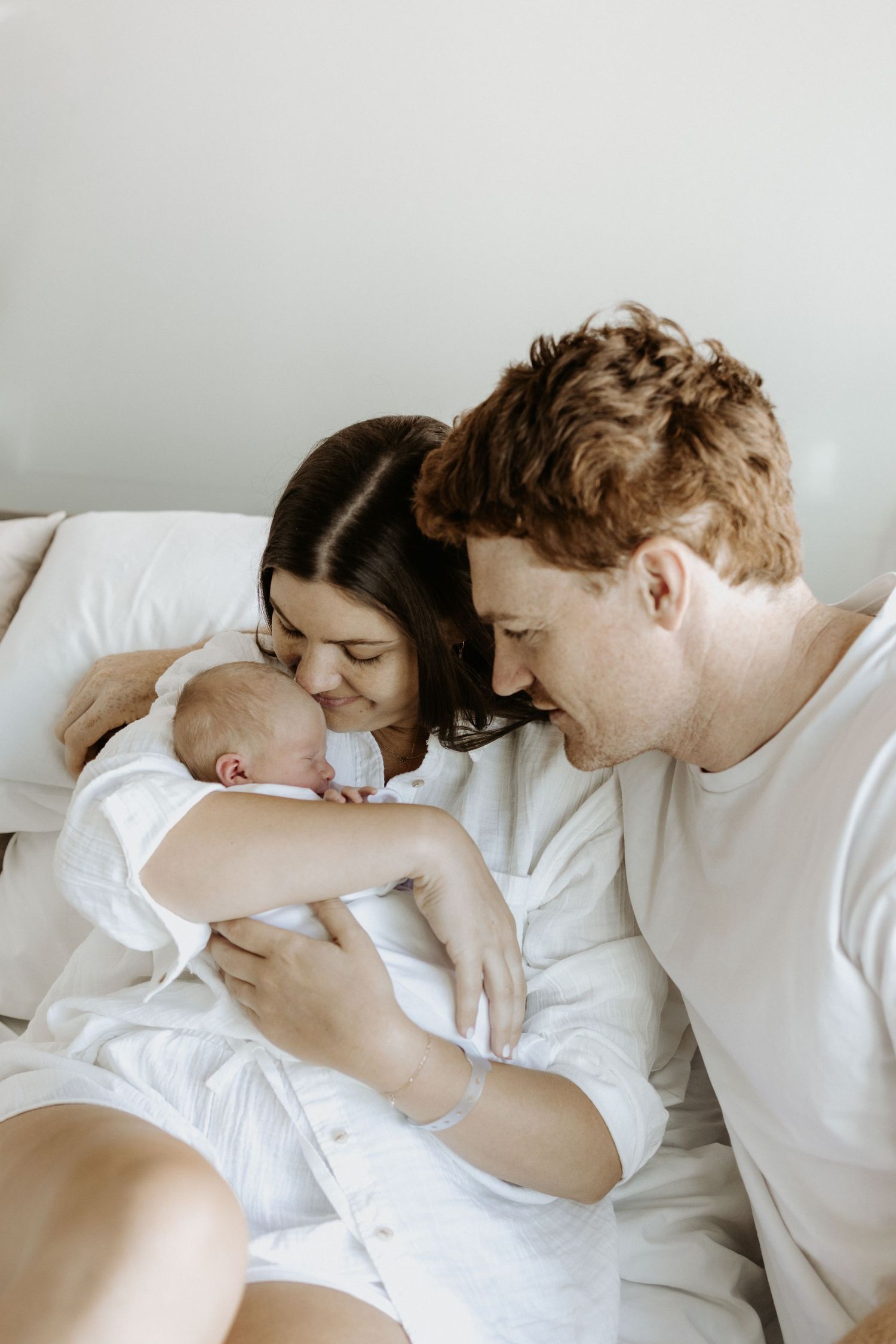 Geelong Lara Torquay Ocean Grove Barwon Heads newborn maternity pregnancy family motherhood couples photographer photography photoshoot
