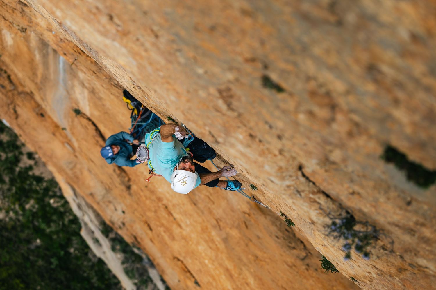 Chris Sharma climbing his multi-pitch project in Spain - photo Jan Virt