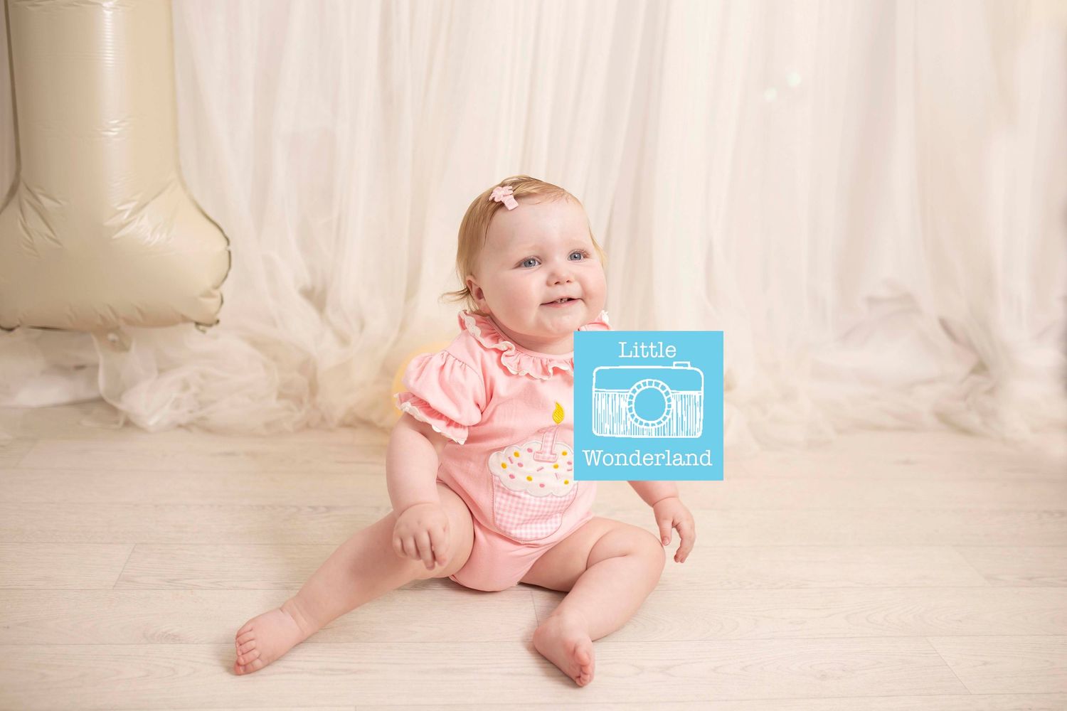first birthday photoshoot by little wonderland photography in widnes cheshire near warrington liverpool and manchester