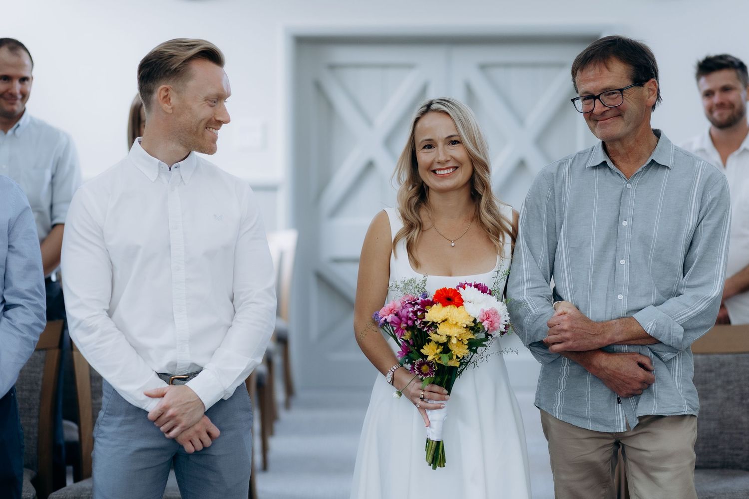 Cotswolds wedding elopement ceremony at Stroud Register Office.