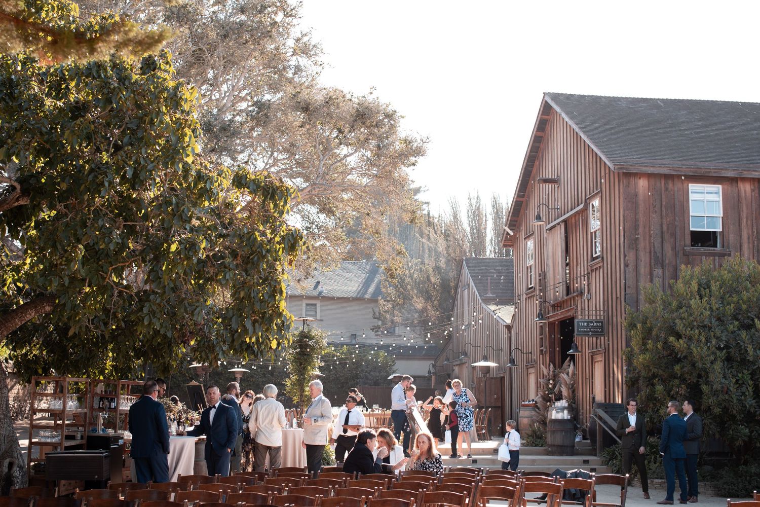 How to take the BEST Cocktail Hour Photos Barns at Cooper Molera Monterey destination luxury wedding photographer jelau photography rustic