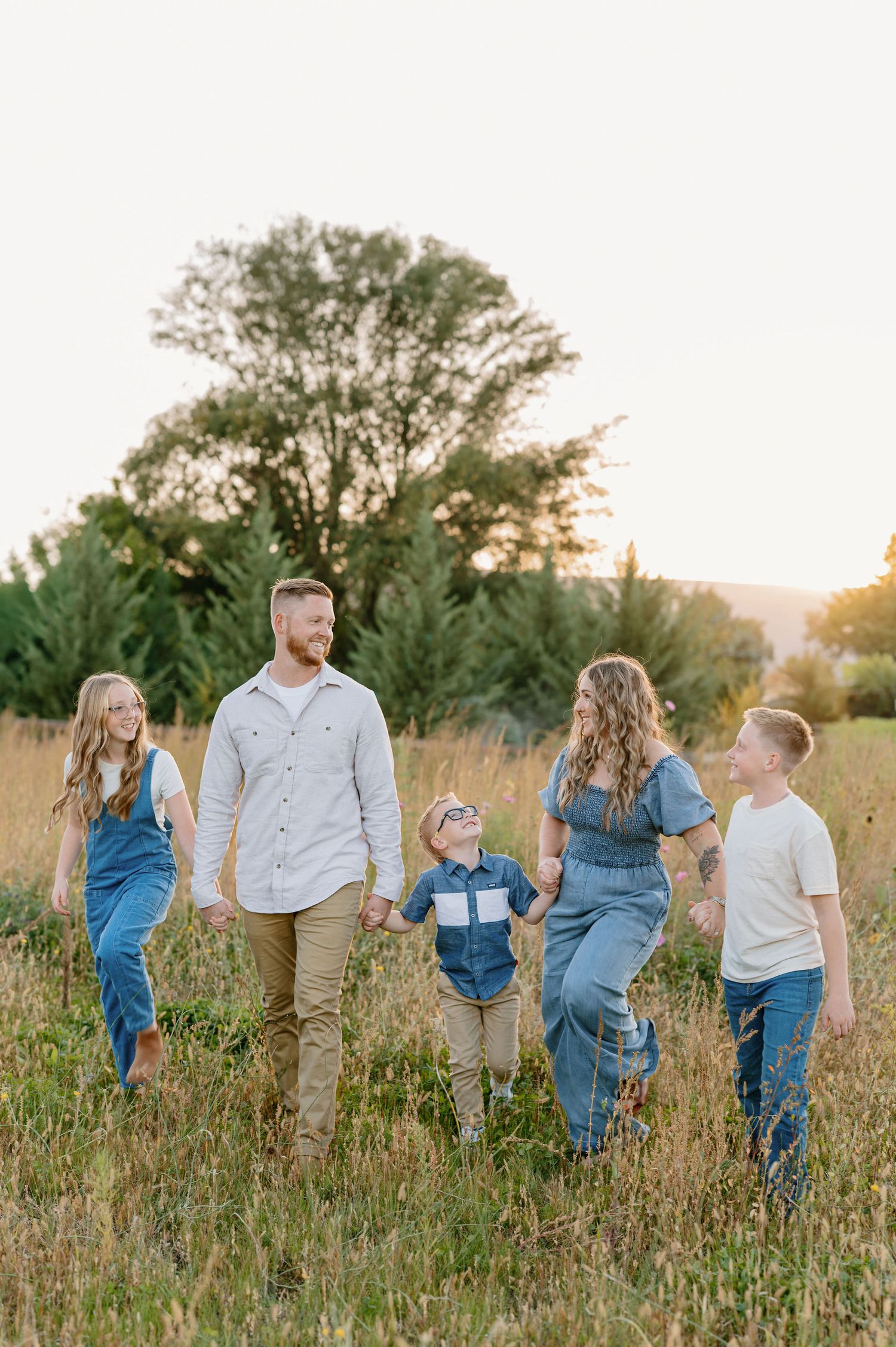 Flower farm family photos at sunset in September