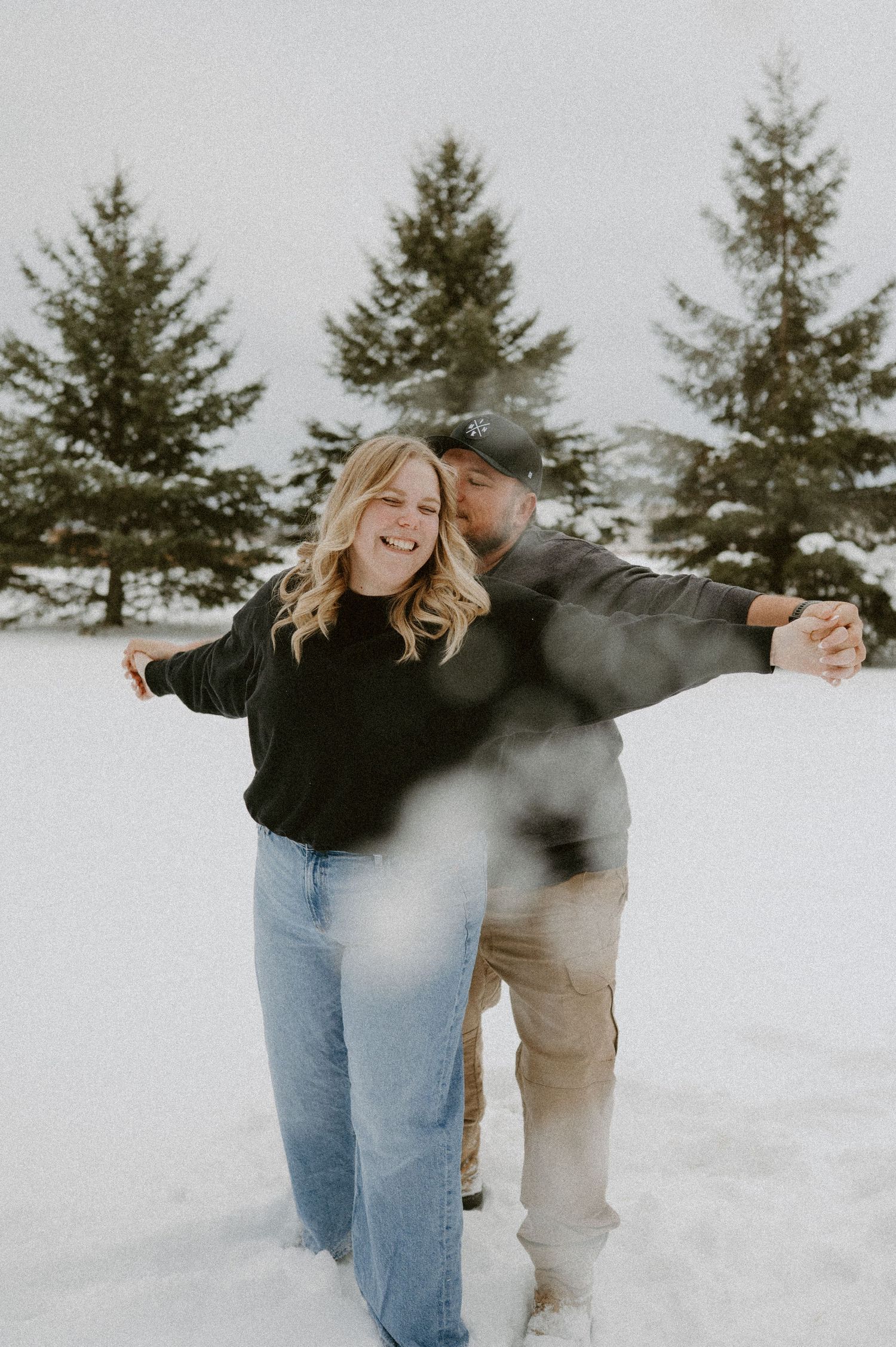Minnesota Wedding Photographer, Romantic and Authentic Minnesota Photography, Minnesota Winter Couple Photos | Rachel Marie Photography