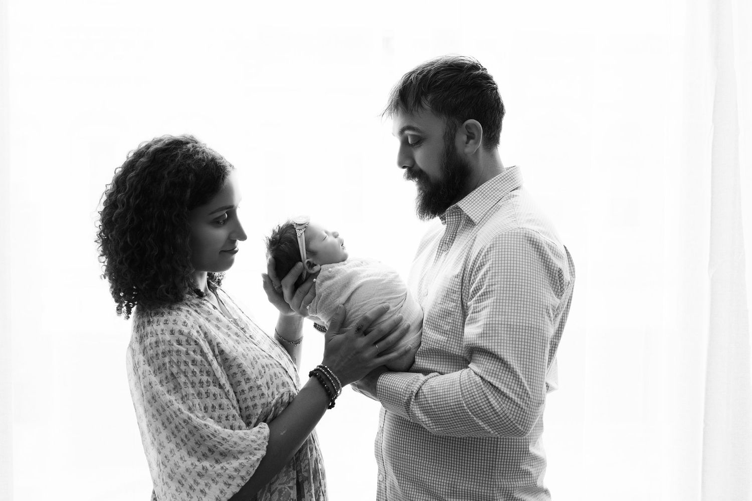 Newborn photos with Kendall Kuss Photography Nashotah WI, lake country family photographer, Watertown WI photography studio