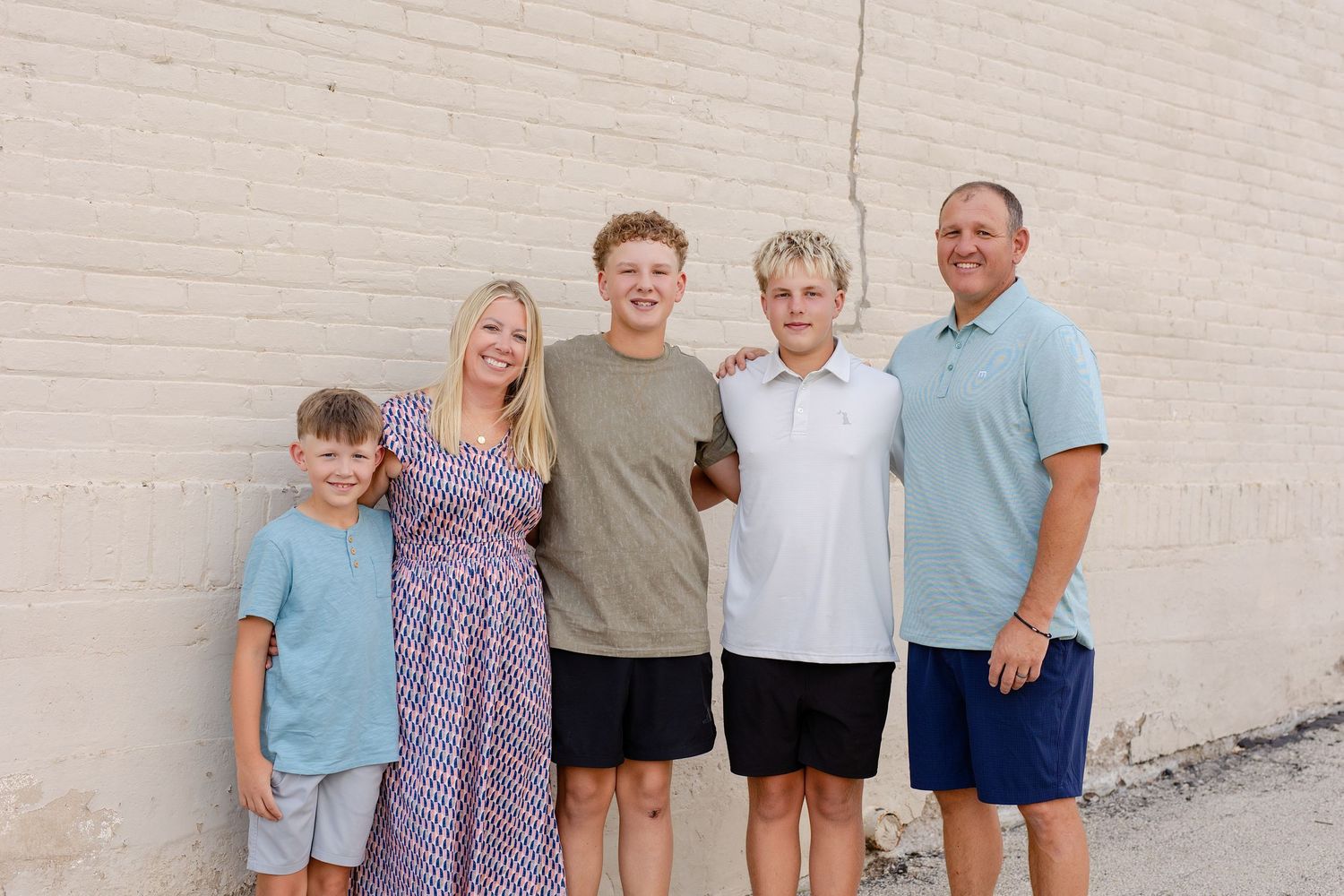 Hartland WI family photos with Kendall Kuss Photography