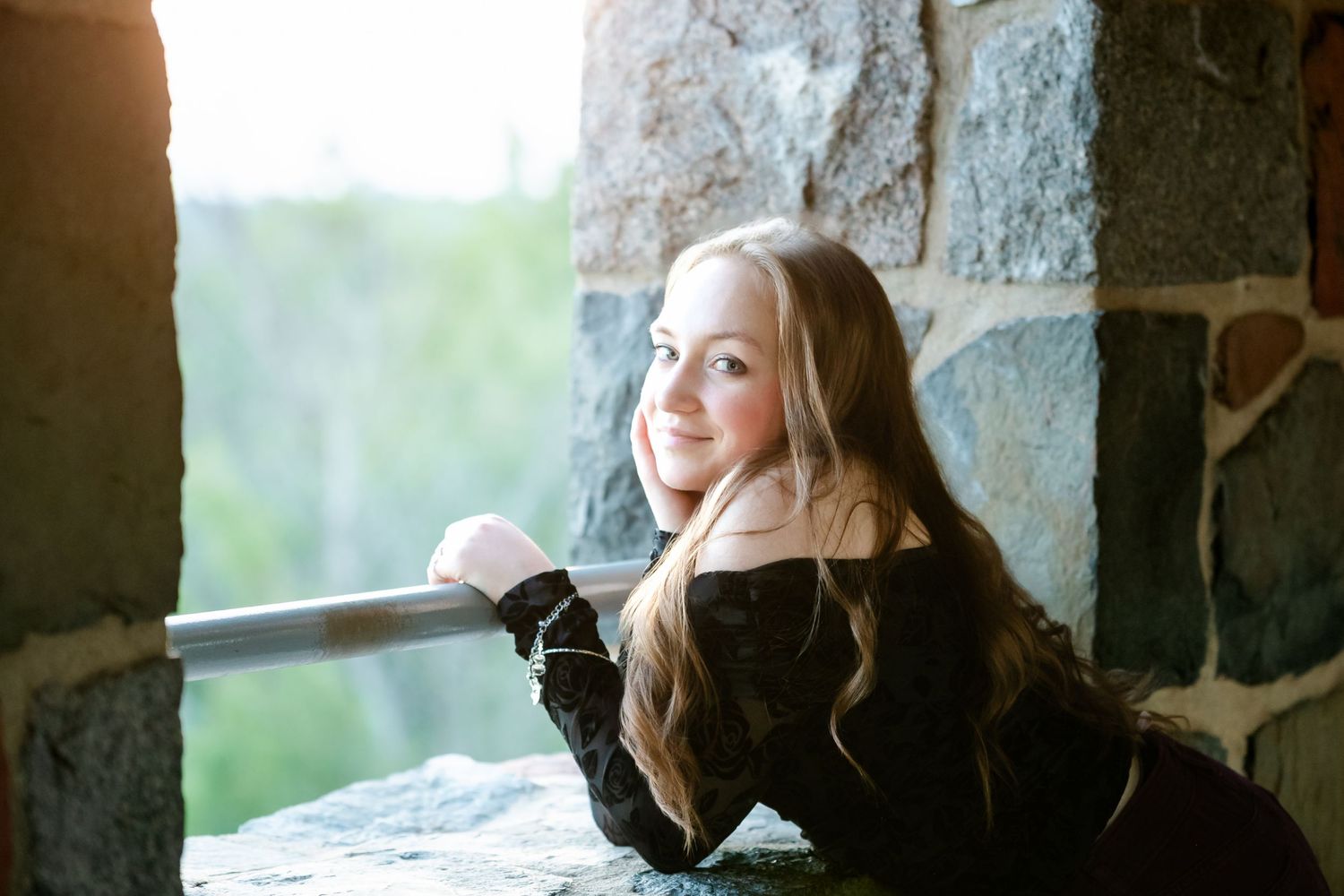 WHERE TO TAKE SENIOR PHOTOS IN DULUTH MN, BEST SENIOR GRAD PHOTOGRAPHER