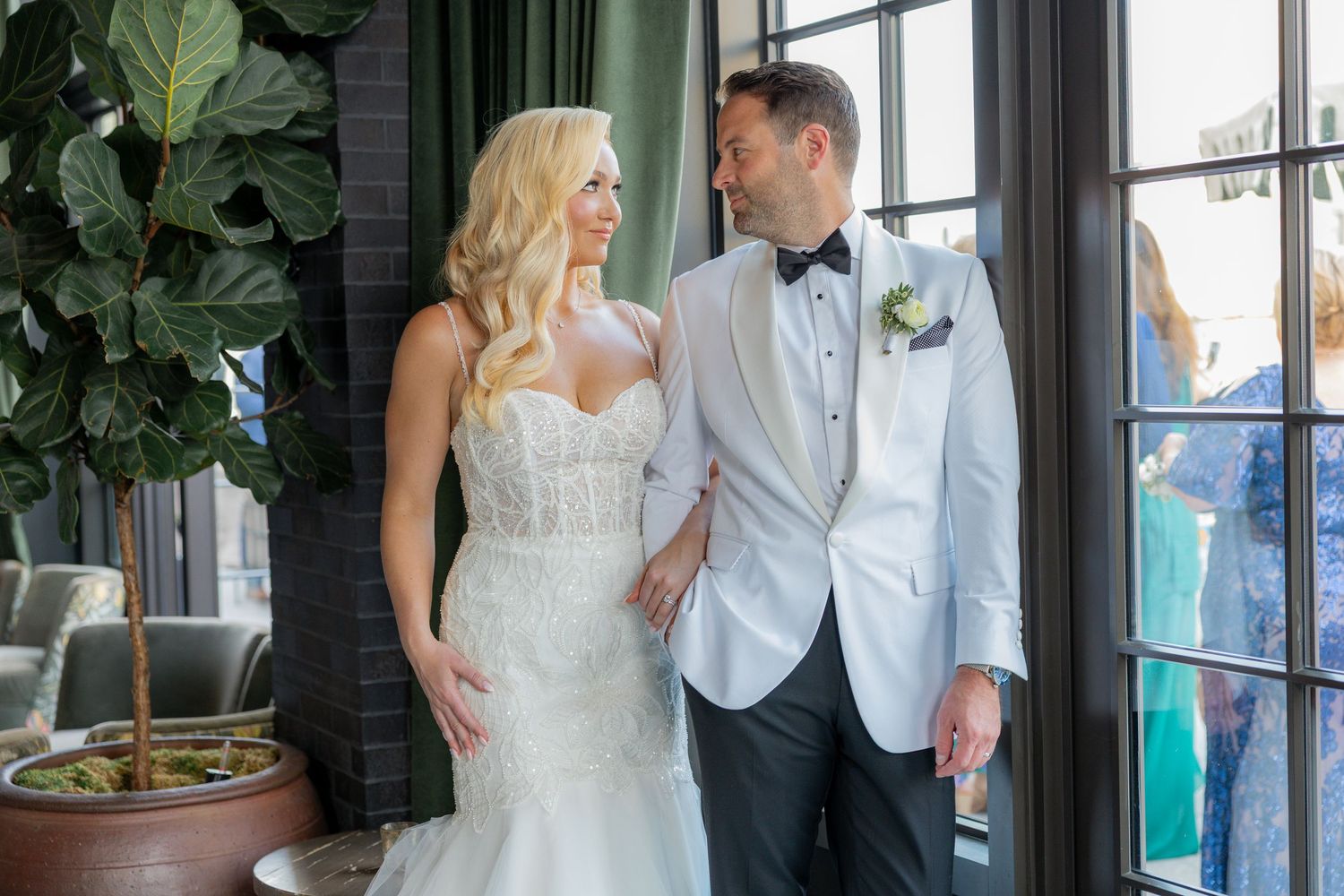 Bride and groom in Miami