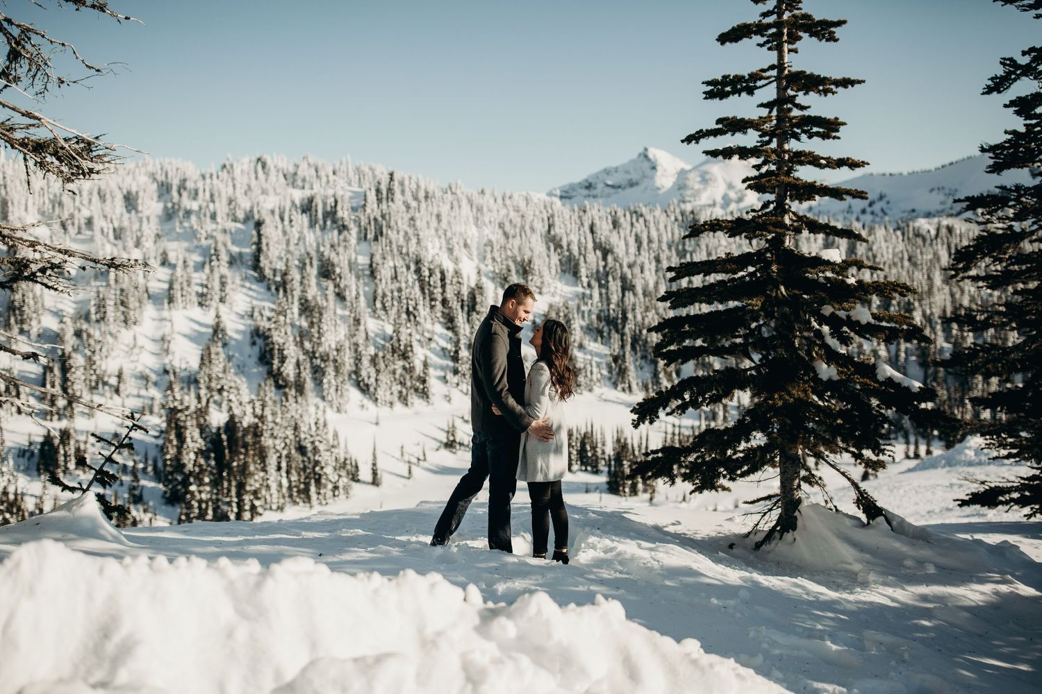 snowy mount rainier state park engagement session by carleyjayne photography