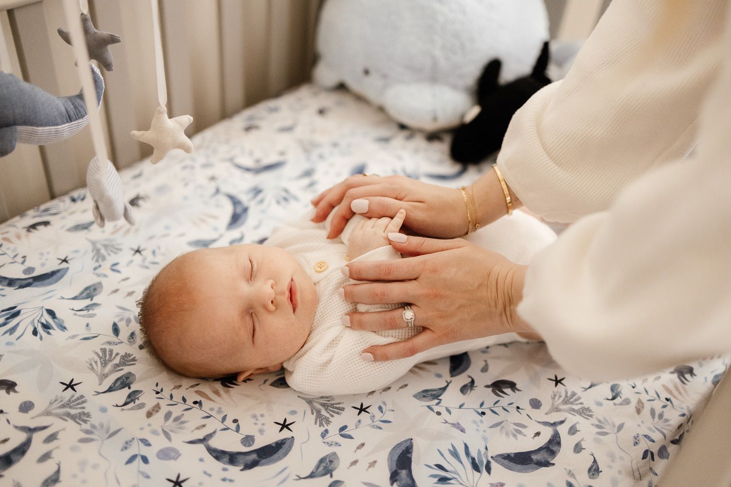 Bay Area newborn photographer discusses why 3 weeks is NOT too late for newborn pictures, which can be done any time in the first 8+ weeks