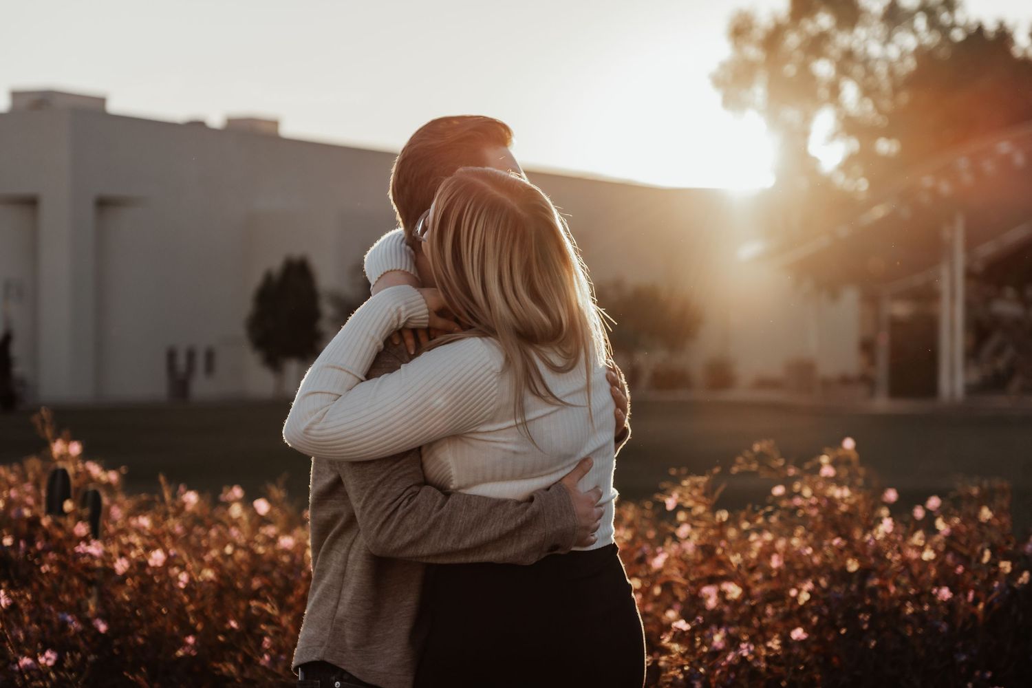 Lakeland Florida photographer shares 5 tips to beat imposter syndrome and grow confidence through learning & support.