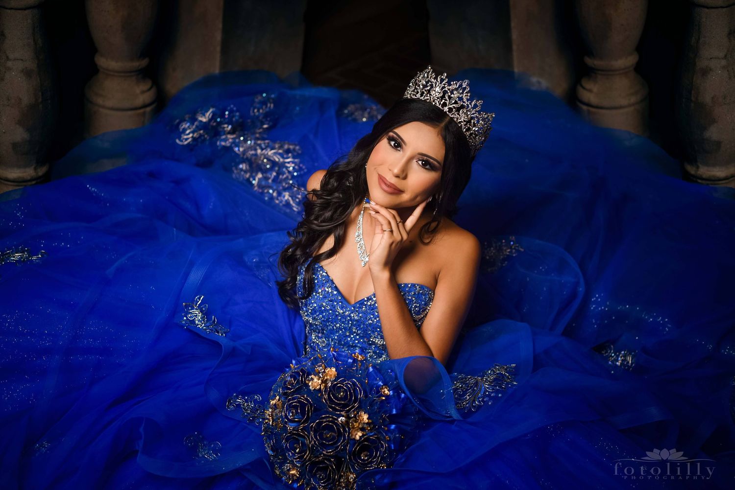 Top 10 Quinceanera Tips for Quinceanera Mass "Misa" blog by fotolilly photography quince photos essentials