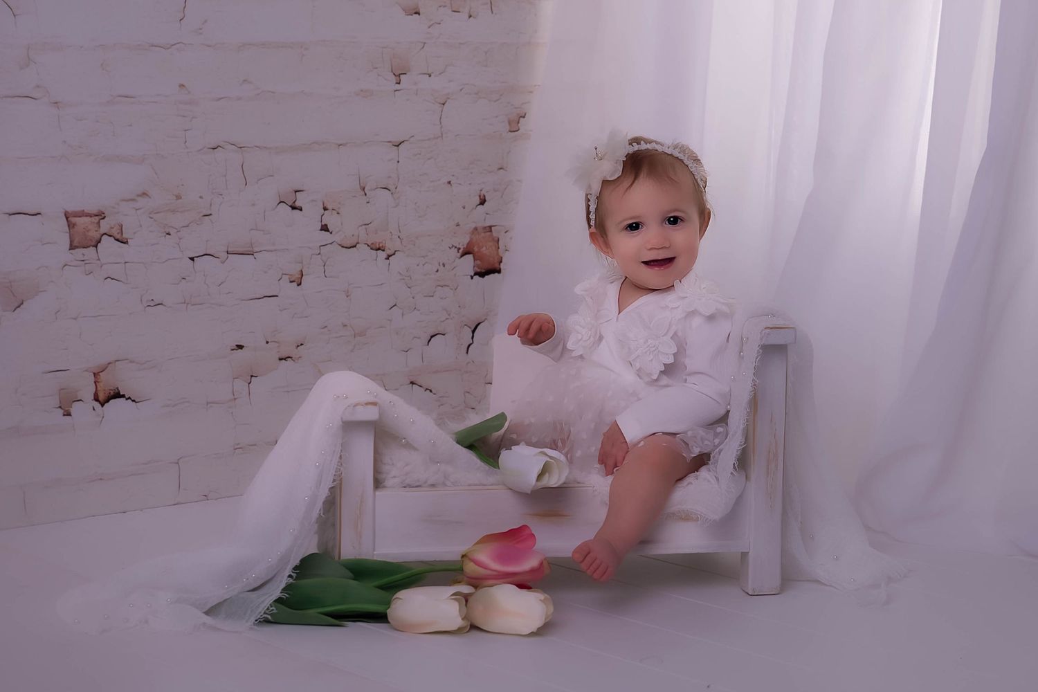 9 month old milestone session in bright and airy studio in Kewaskum, WI with Kewaskum Children and Family Photographer near Sheboygan
