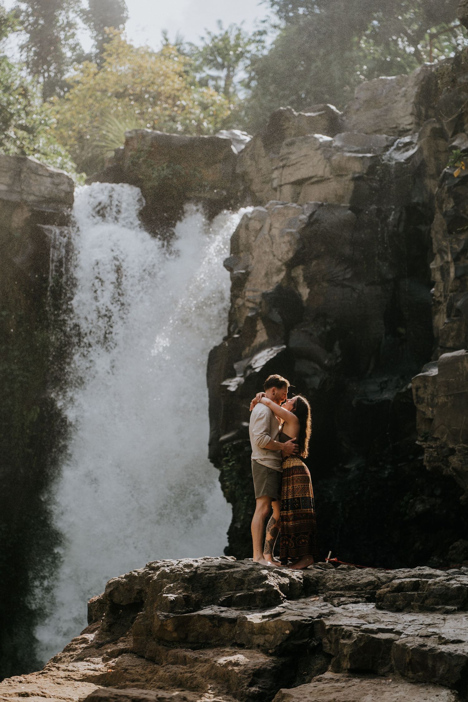Surprise marriage proposal at Blangsinga Waterfall.