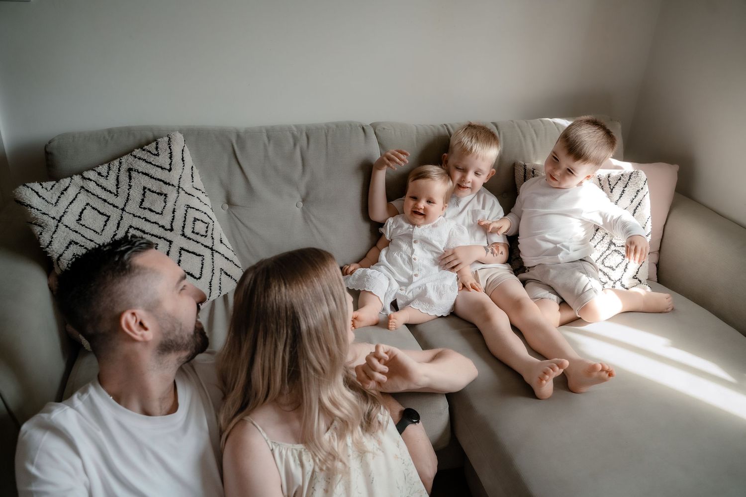 Storytelling lifestyle photography showing love and connection in family life