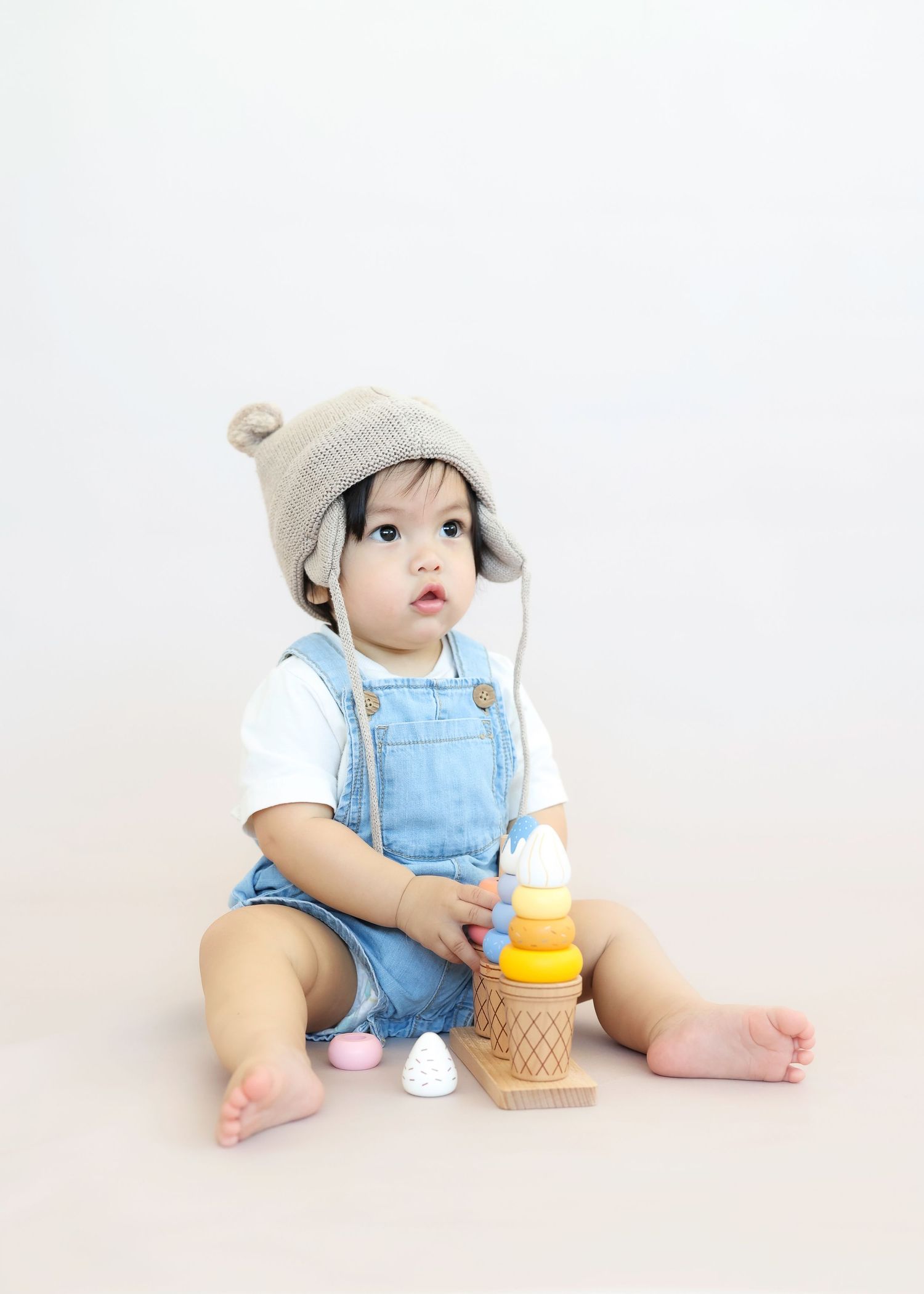 J Dhillon Photography One Year Old Milestone Photoshoot. One Year Old birthday session. Studio. Mountain House, Bay Area, Central Valley.